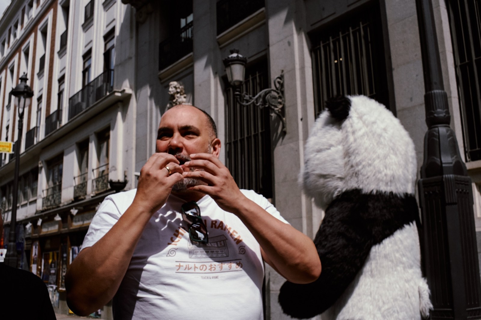 Rober Tomas, http://robertomasfoto.com Taller de Inmersión en Fotografia de Calle en Madrid