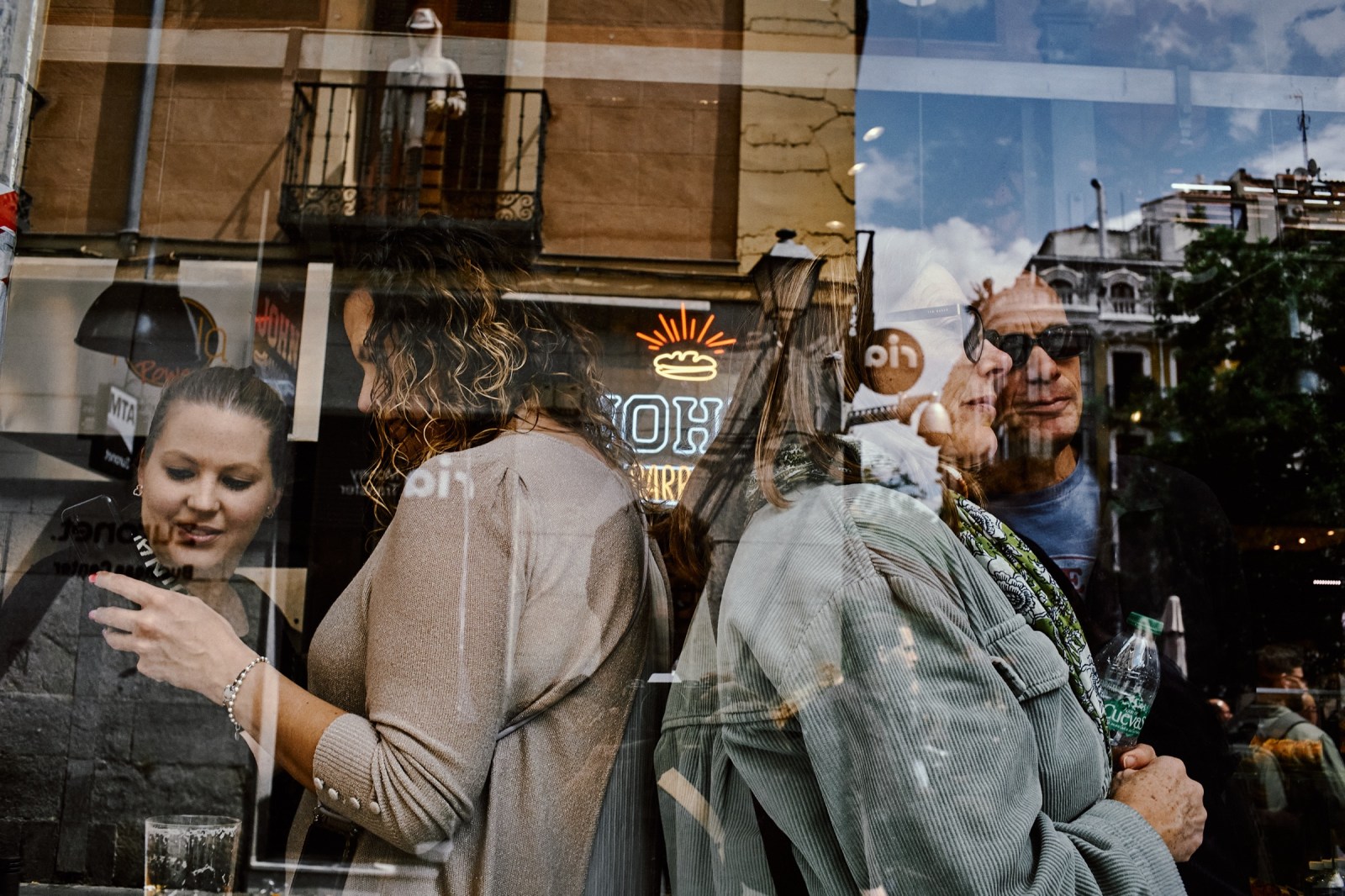 Rober Tomas, http://robertomasfoto.com Taller de Inmersión en Fotografia de Calle en Madrid