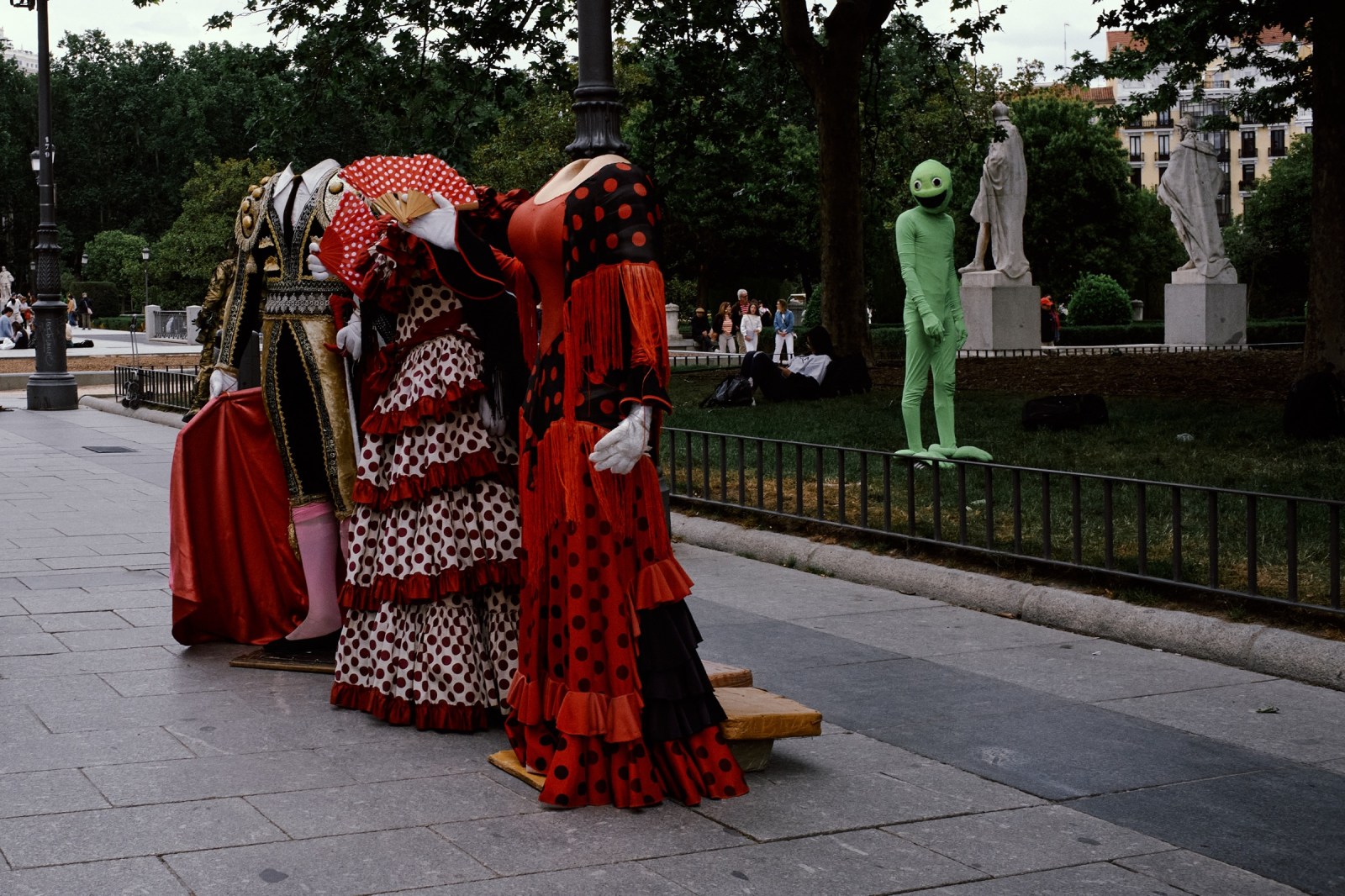 Rober Tomas, http://robertomasfoto.com Taller de Inmersión en Fotografia de Calle en Madrid