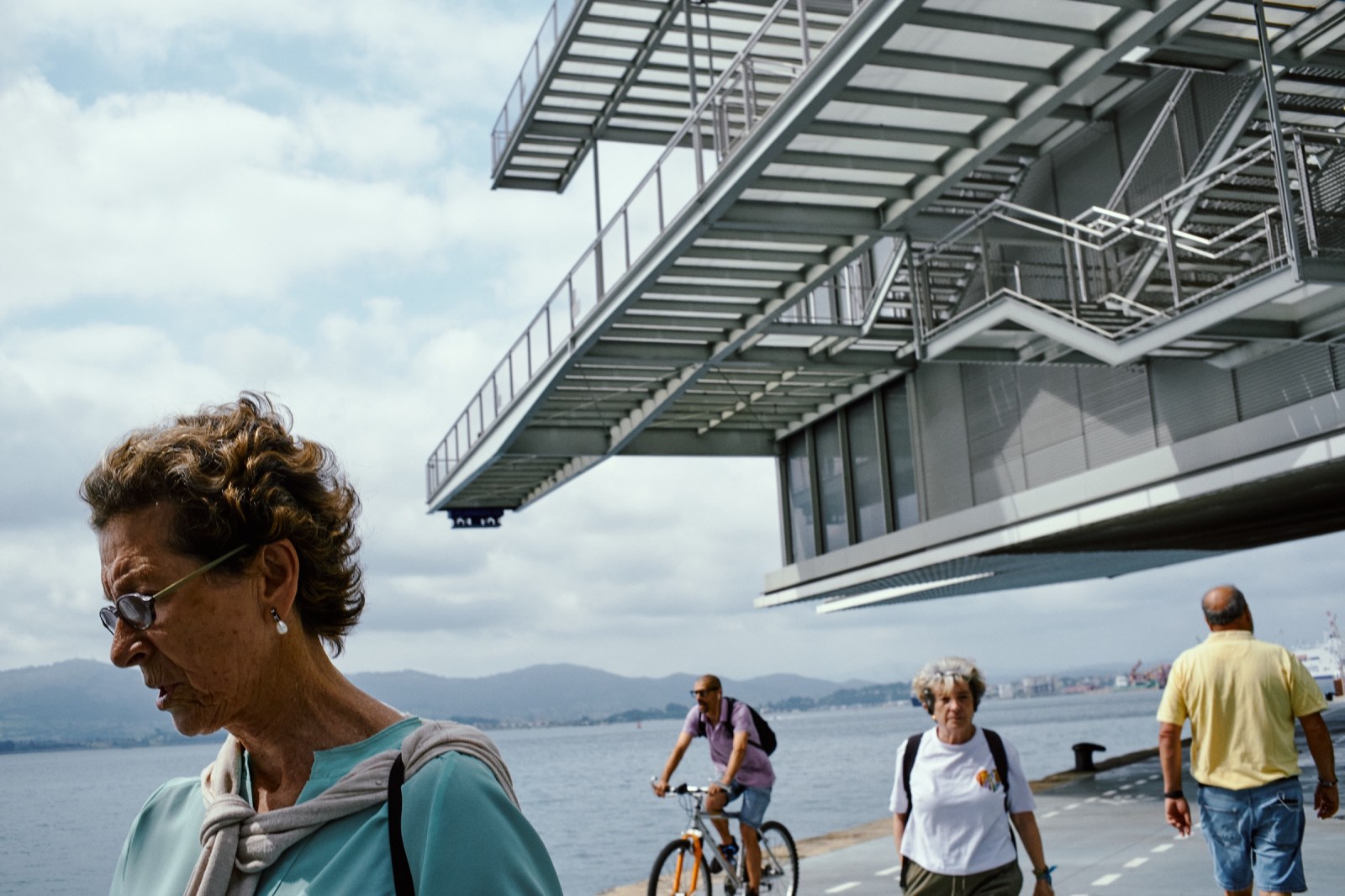 Talleres y cursos de fotografía de calle en Santander con Rober Tomas
