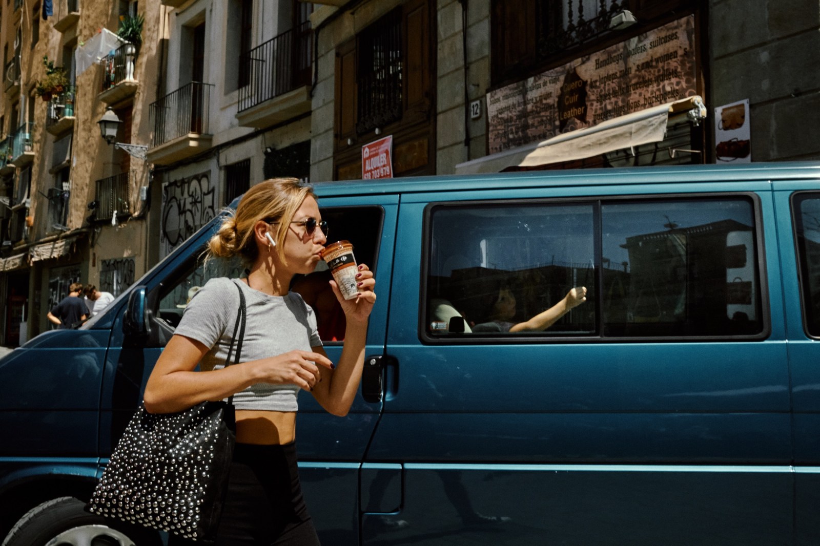 Talleres de fotografía de calle en Barcelona con Rober Tomás en http://robertomasfoto.com 