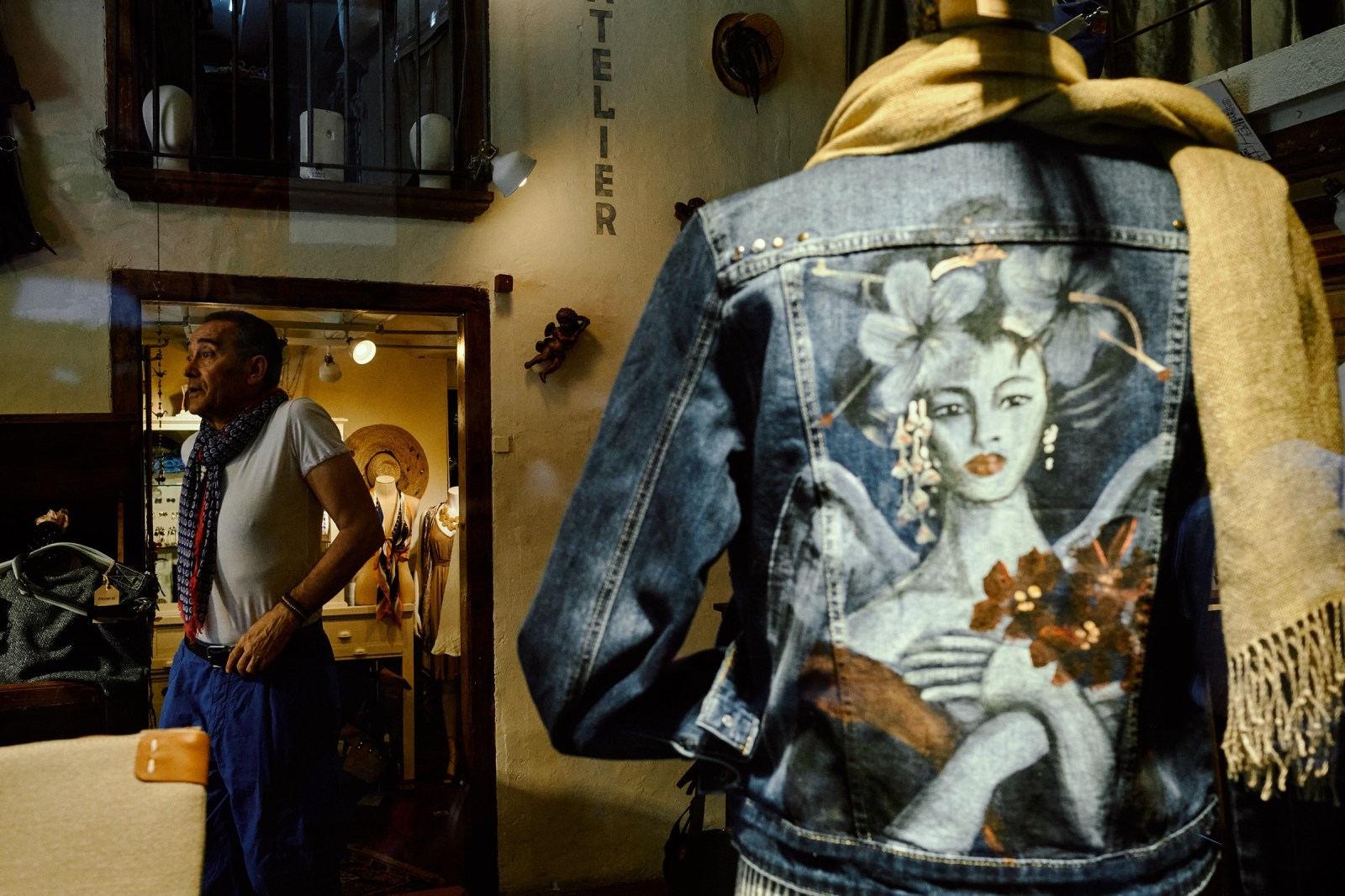 Talleres de fotografía de calle en Barcelona con Rober Tomás en http://robertomasfoto.com 