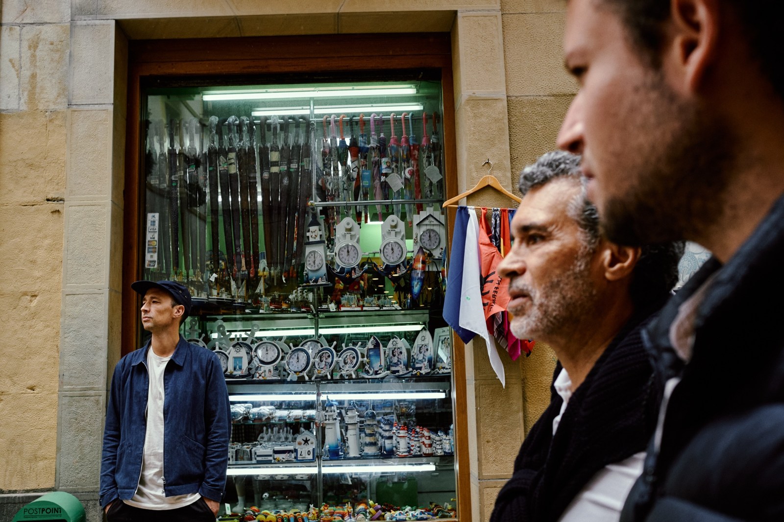 Talleres y cursos de fotografia de calle en San Sebastián Donosti con Rober Tomás en http://robertomasfoto.com 