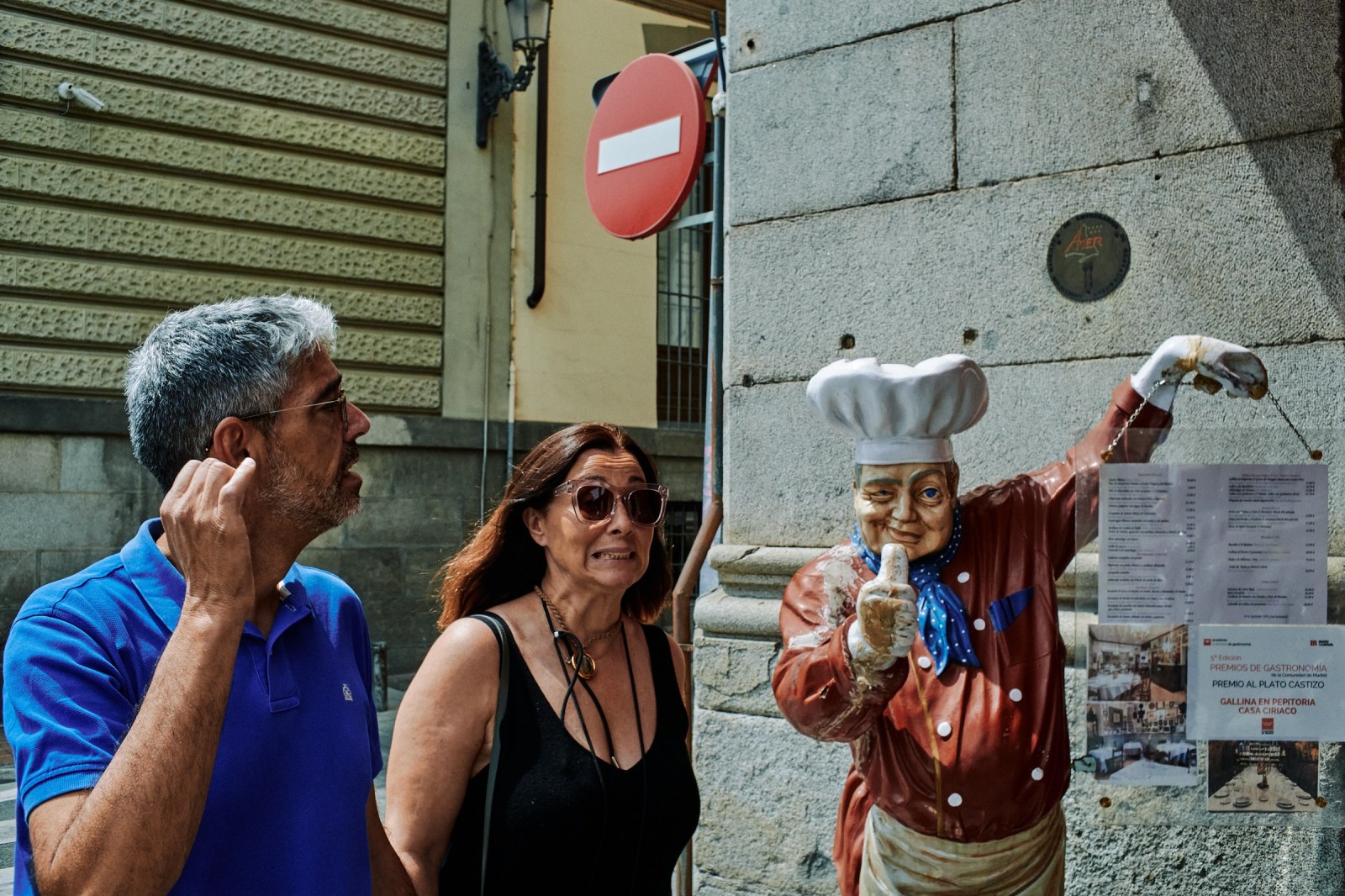 Talleres y cursos de fotografía de calle con Rober Tomas en Madrid http://robertomasfoto.com 