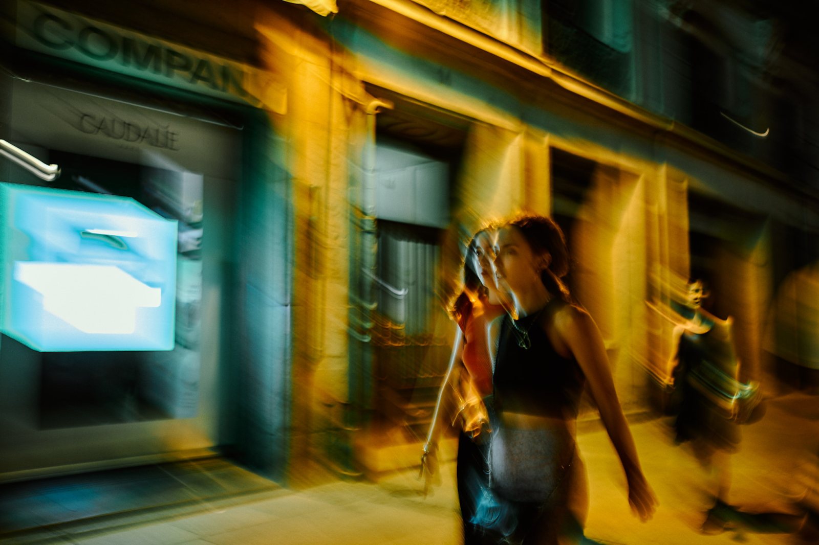 Talleres de Fotografía de Calle en Madrid con Rober Tomas en http://robertomasfoto.com 