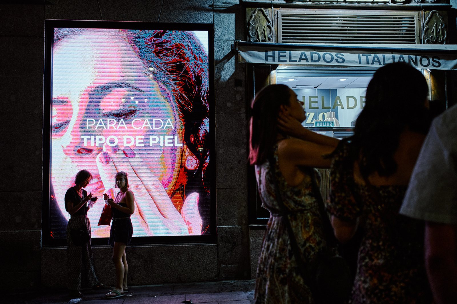 Talleres de Fotografía de Calle en Madrid con Rober Tomas en http://robertomasfoto.com 