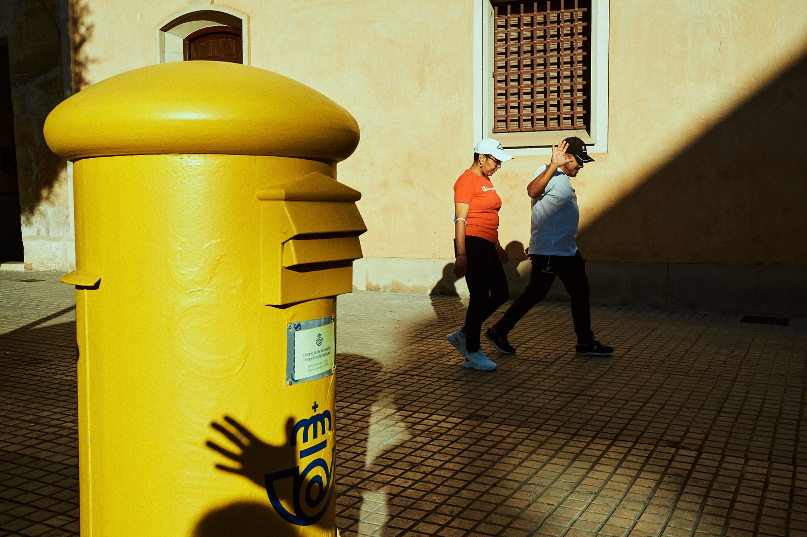Taller de Fotografía de Calle en Elche con Rober Tomas en http://robertomasfoto.com 