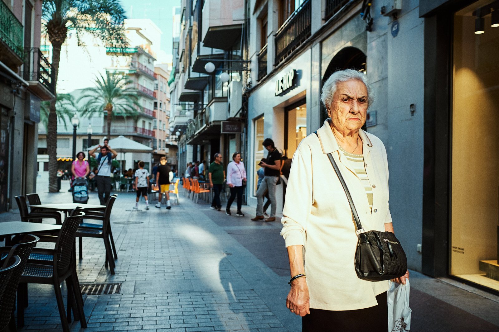 Taller de Fotografía de Calle en Elche con Rober Tomas en http://robertomasfoto.com 