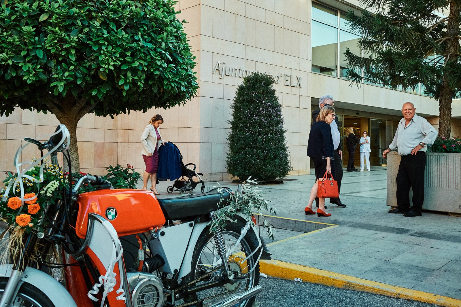 Taller de Fotografía de Calle en Elche con Rober Tomas en http://robertomasfoto.com 