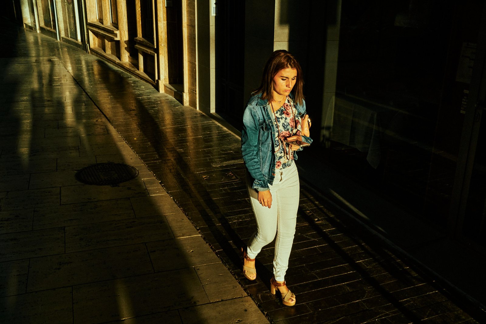 Taller de Fotografía de Calle en Elche con Rober Tomas en http://robertomasfoto.com 