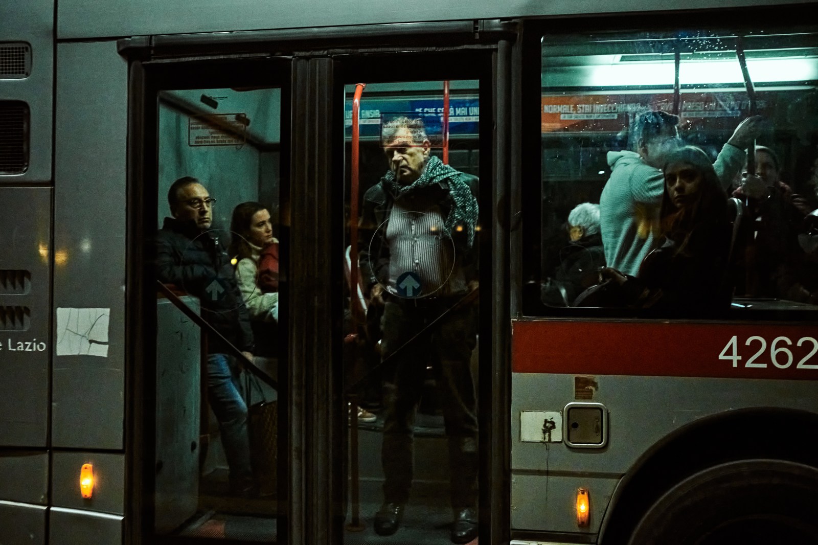 Talleres y cursos de fotografía de calle en Roma Italia con Rober Tomas en http://robertomasfoto.com 