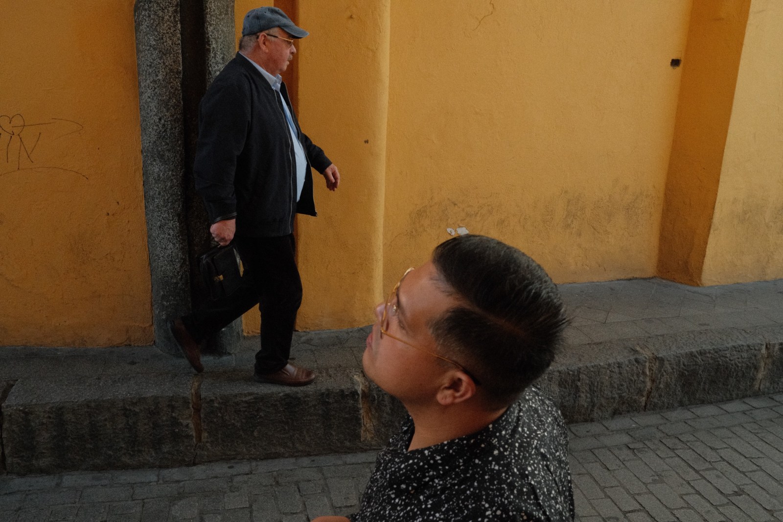 Talleres de fotografía de calle en Sevilla con Rober Tomas en http://robertomasfoto.com 
