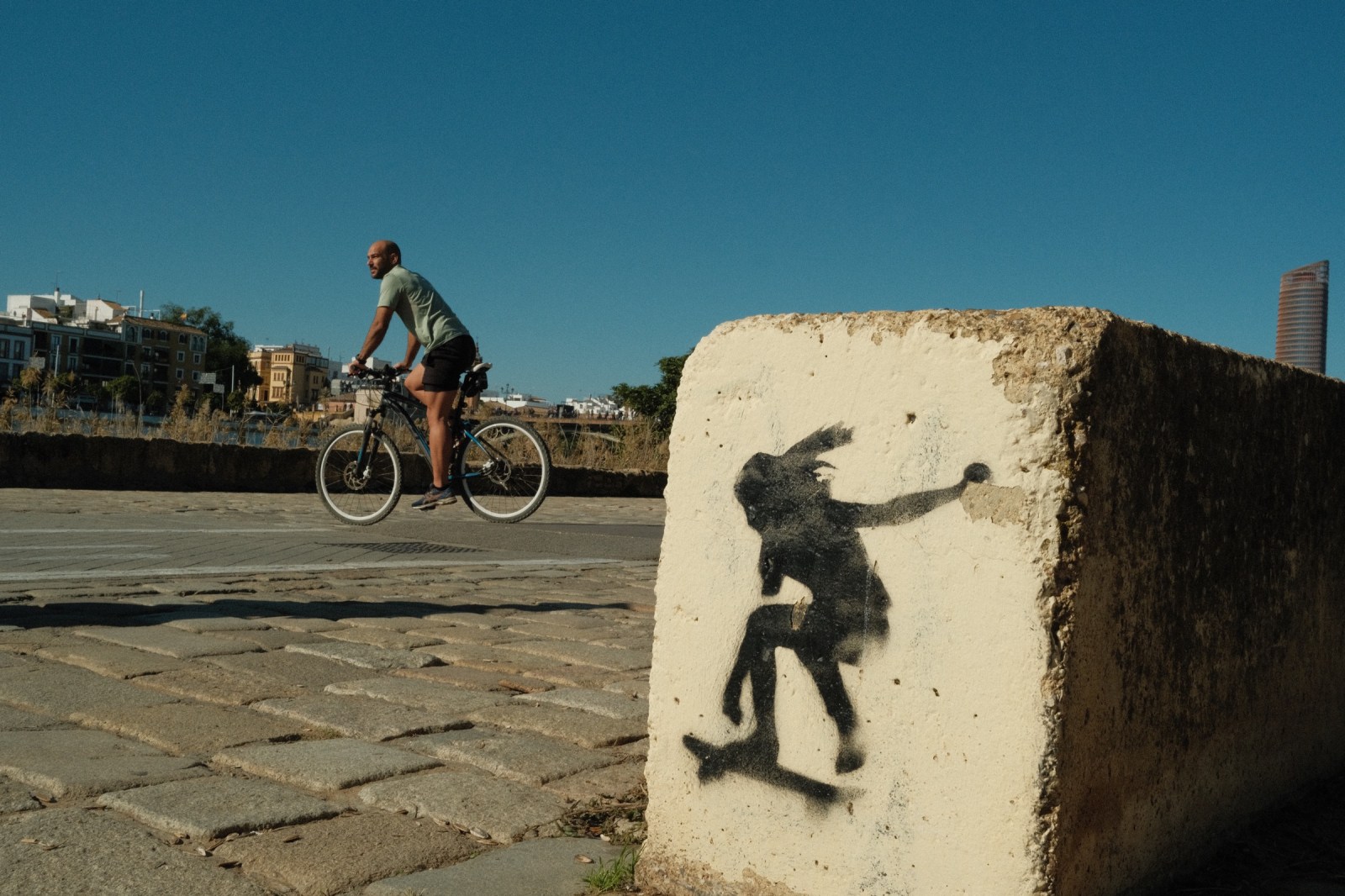 Talleres de fotografía de calle en Sevilla con Rober Tomas en http://robertomasfoto.com 