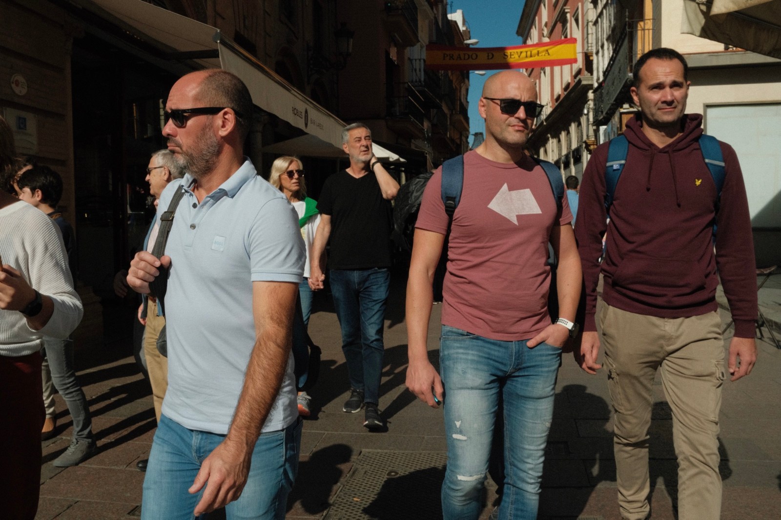 Talleres de fotografía de calle en Sevilla con Rober Tomas en http://robertomasfoto.com 