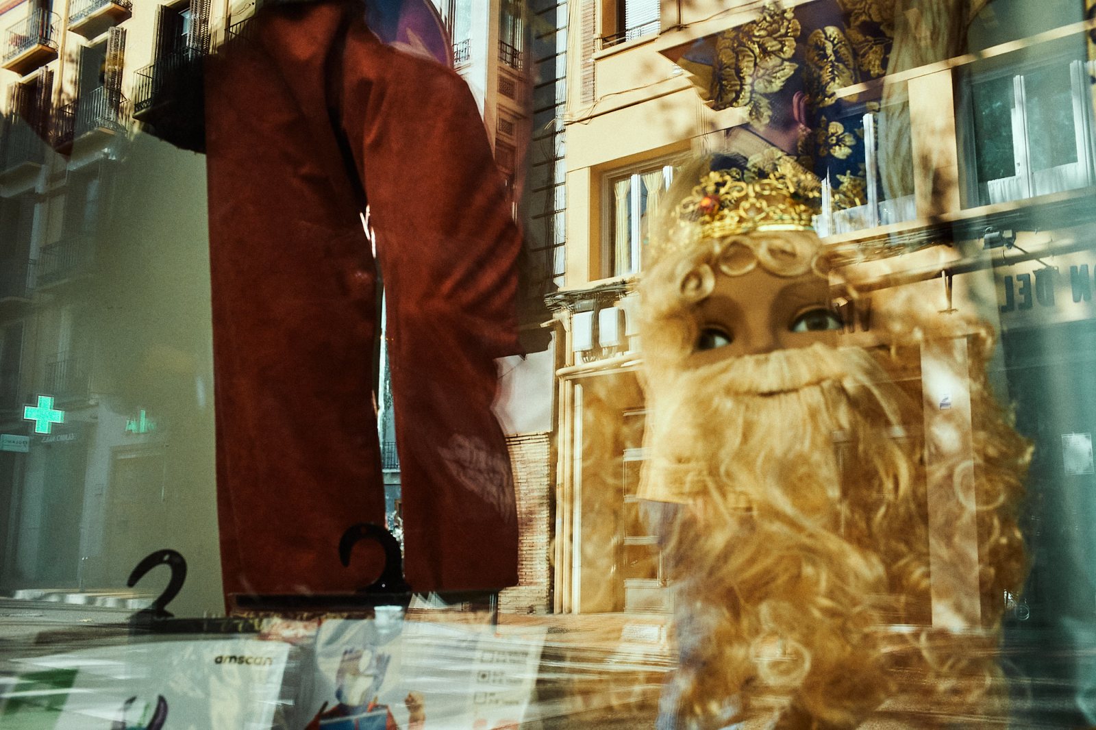 Talleres de fotografía de calle en Zaragoza con Rober Tomás en http://robertomasfoto.com 