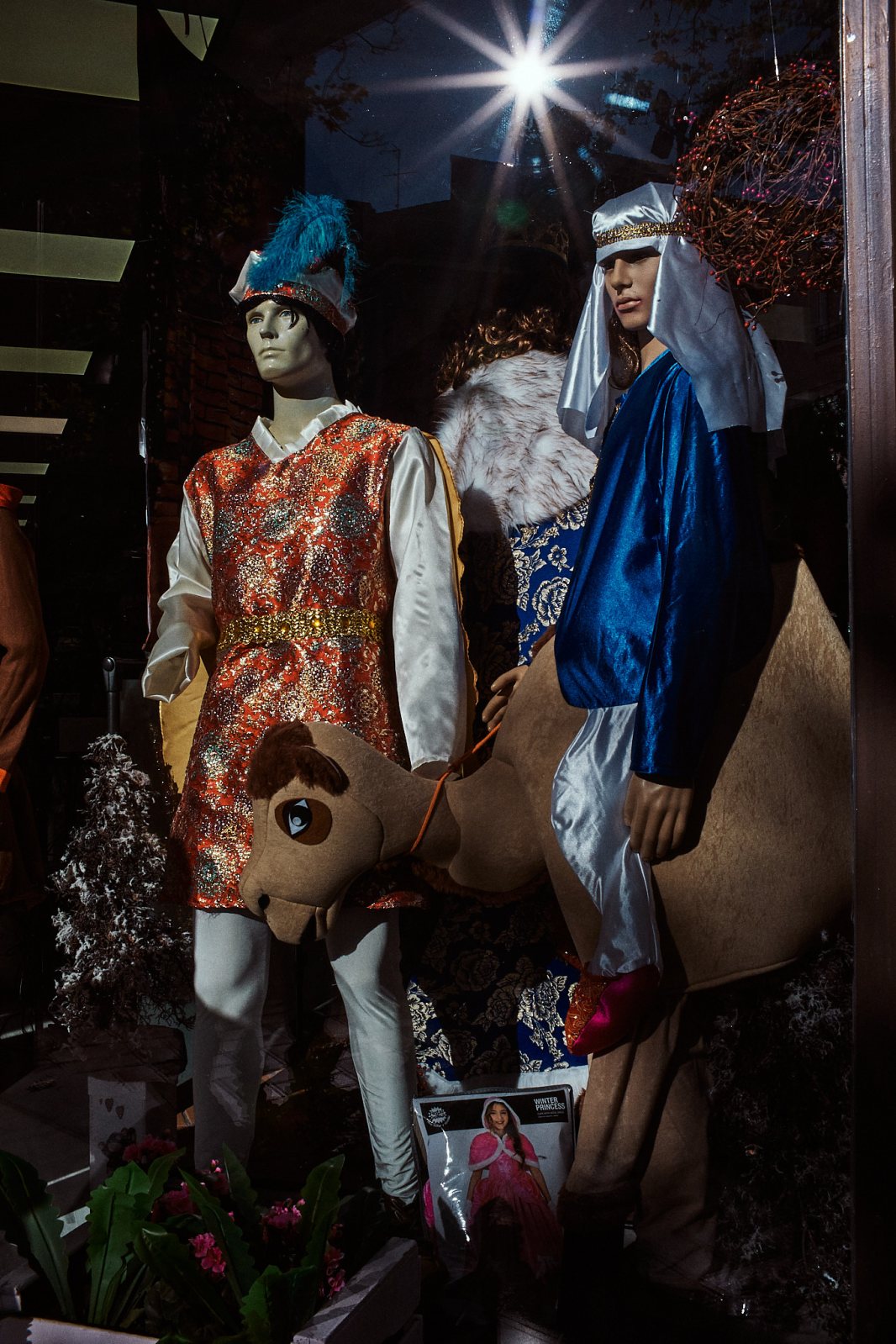 Talleres de fotografía de calle en Zaragoza con Rober Tomás en http://robertomasfoto.com 