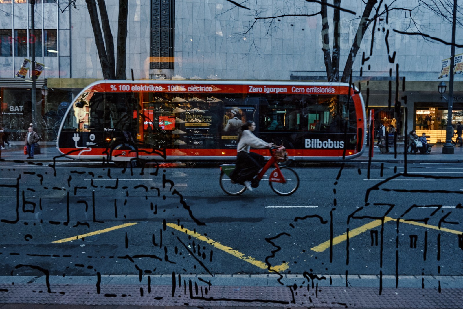 talleres y cursos de fotografía de calle en Bilbao con Rober Tomás en http://robertomasfoto.com 