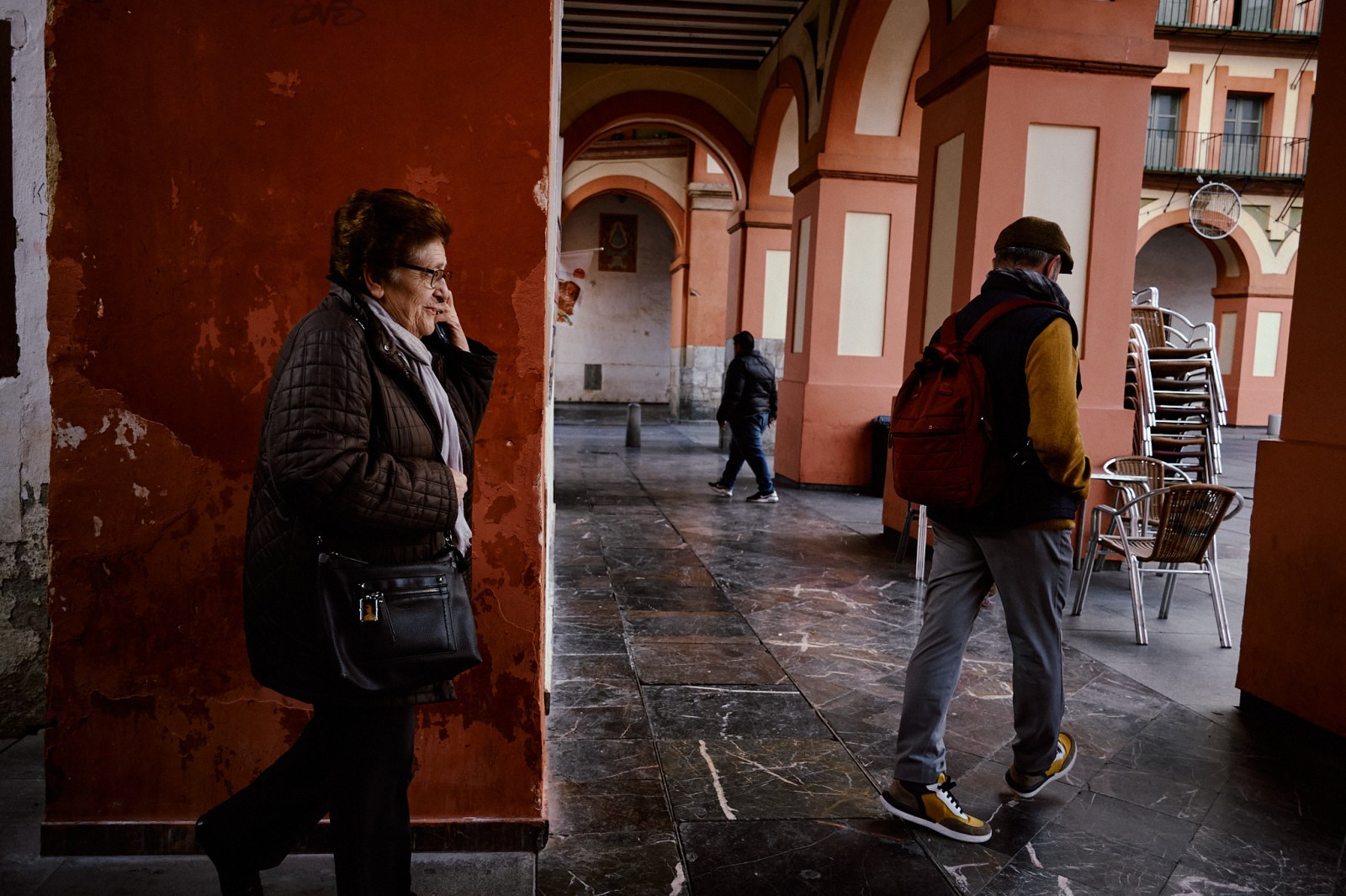 Talleres y Cursos de fotografia de calle en Cordoba con Rober Tomás en http://robertomasfoto.com 