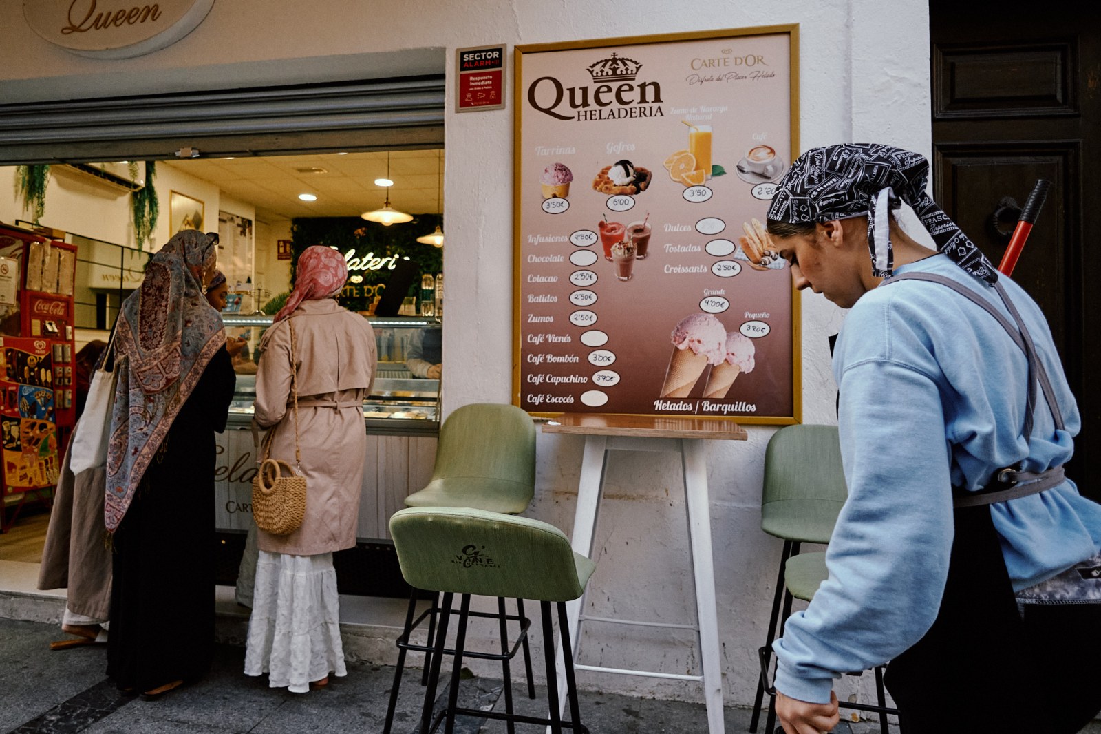 Talleres y Cursos de fotografia de calle en Cordoba con Rober Tomás en http://robertomasfoto.com 