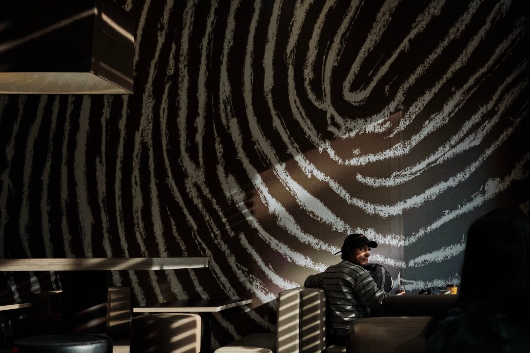 Talleres y cursos de Fotografía de Calle en Madrid con Rober Tomas en http://robertomasfoto.com