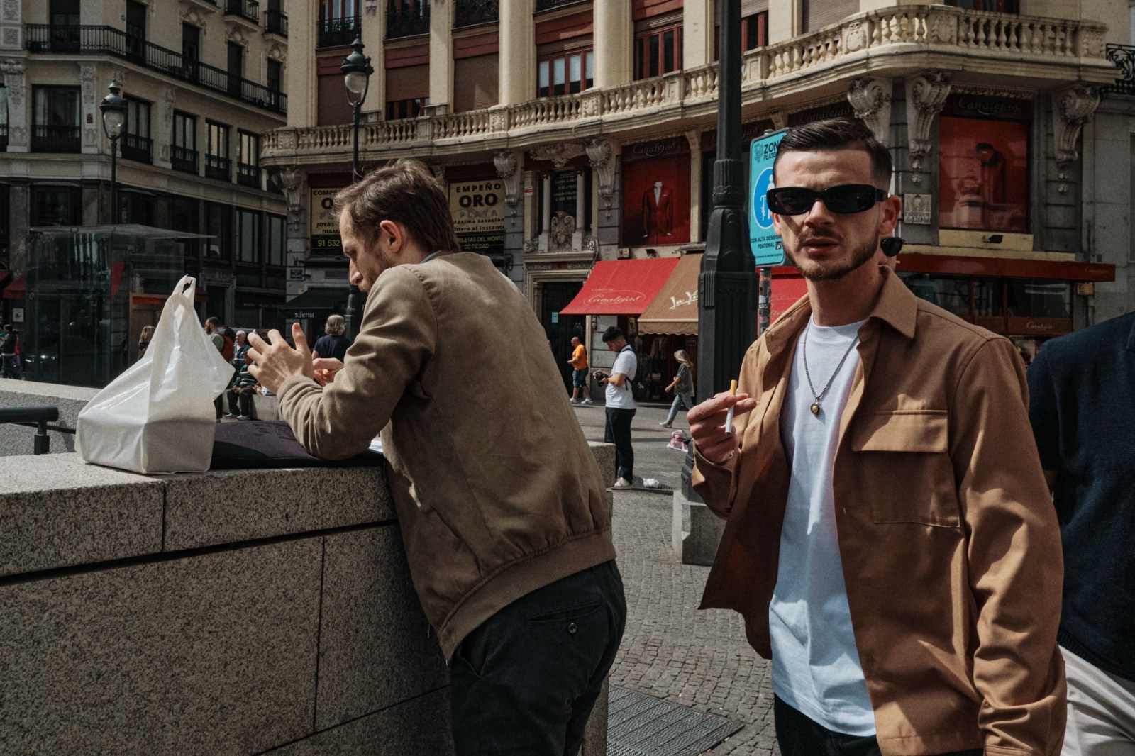 Talleres y cursos de Fotografía de Calle en Madrid con Rober Tomas en http://robertomasfoto.com 