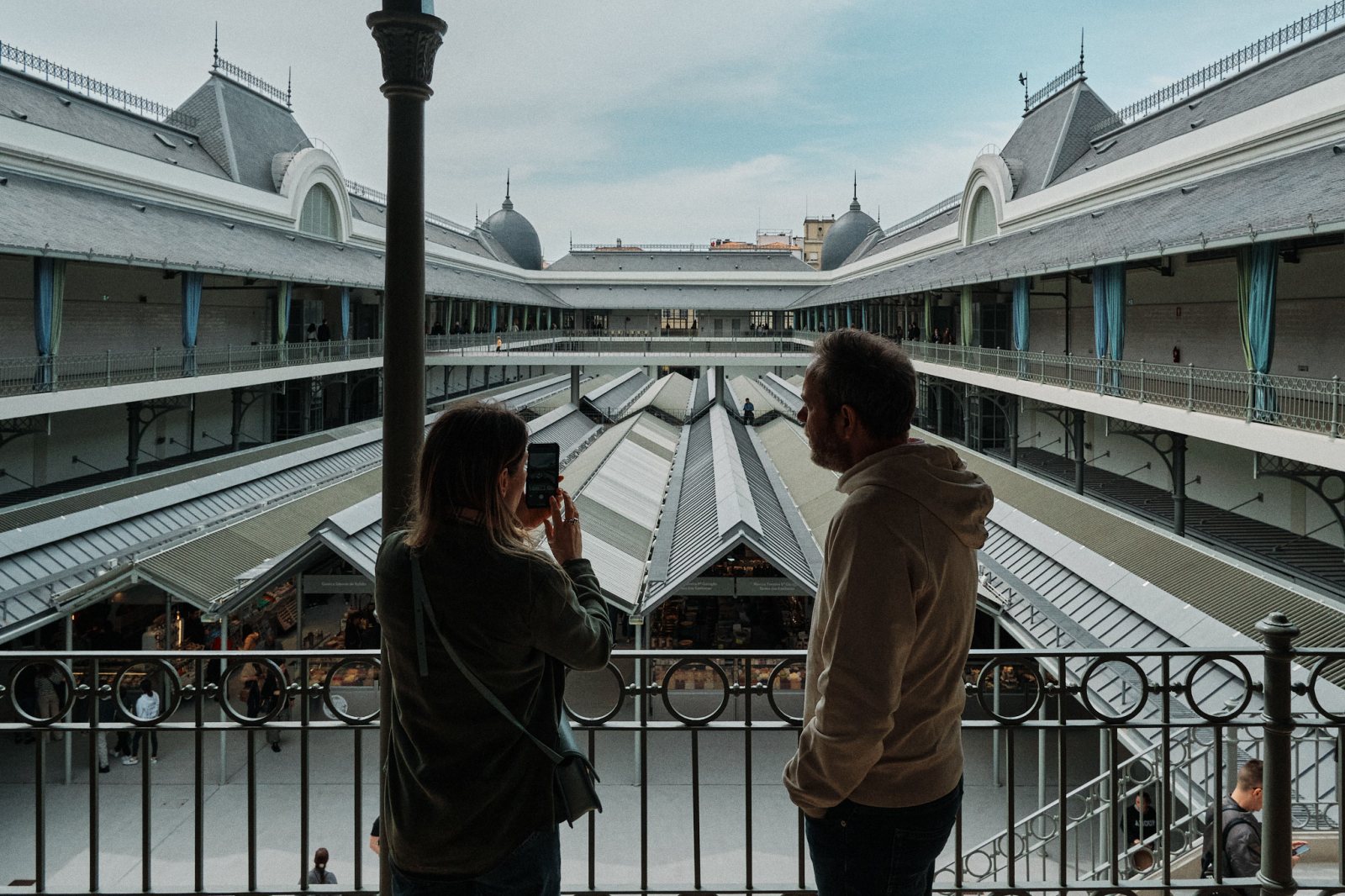 Talleres y cursos de fotografia de calle en Oporto (Portugal) con Rober Tomas en http://robertomasfoto.com 