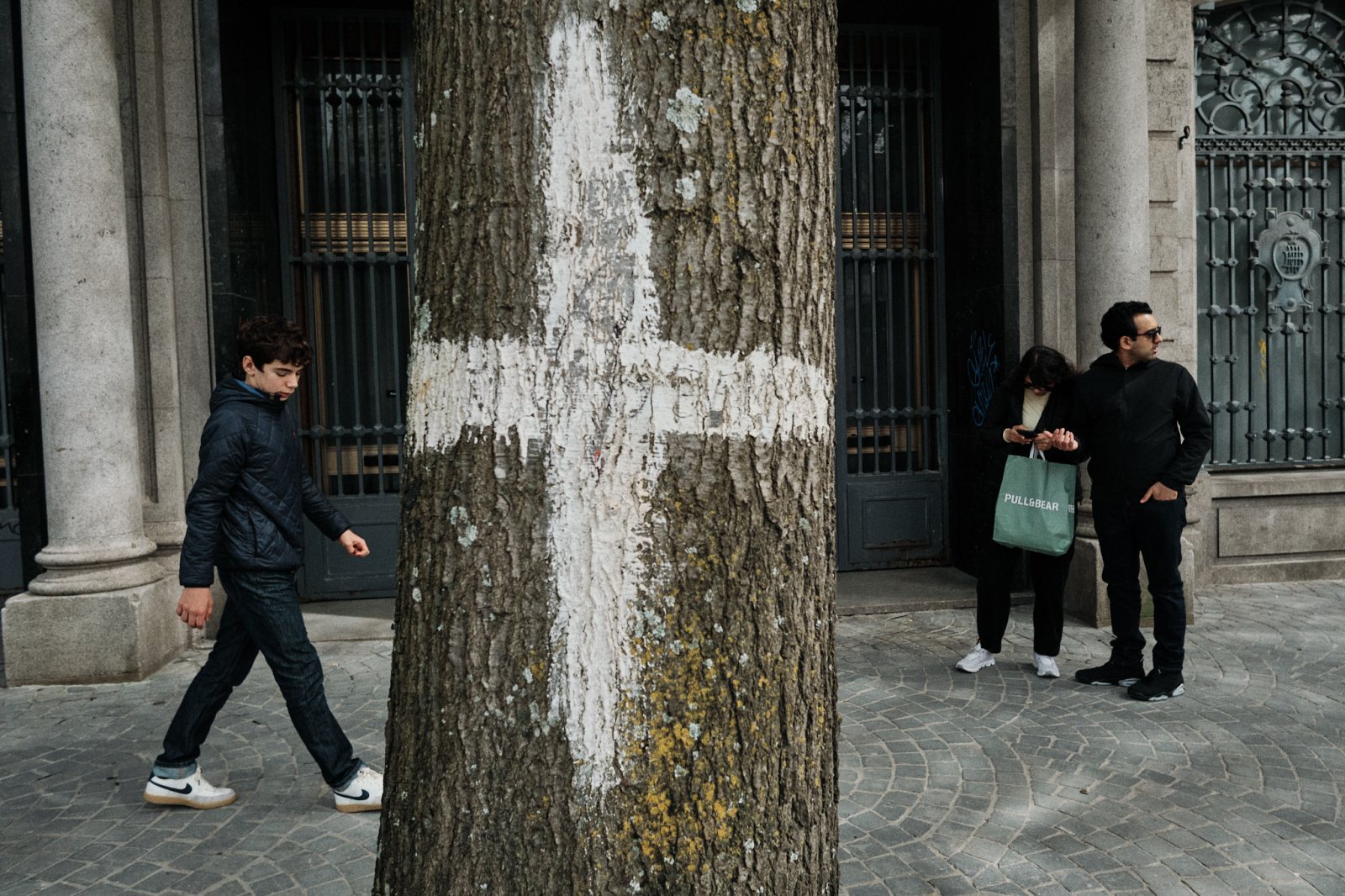 Talleres y cursos de fotografia de calle en Oporto (Portugal) con Rober Tomas en http://robertomasfoto.com 