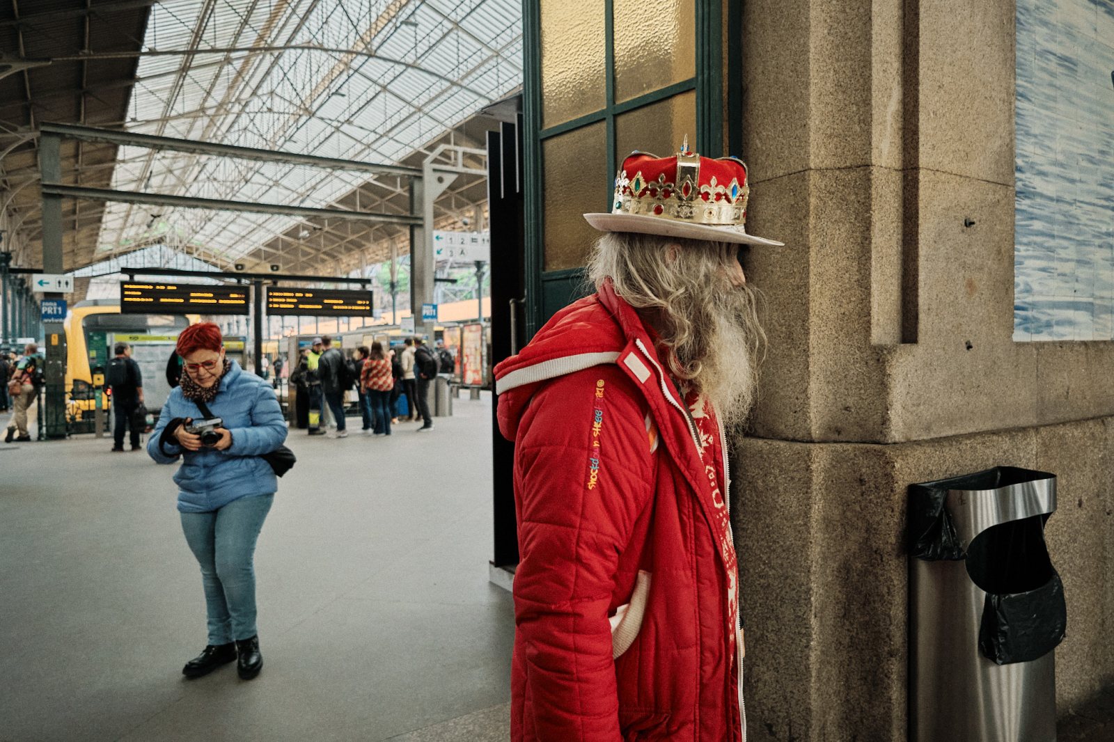 Talleres y cursos de fotografia de calle en Oporto (Portugal) con Rober Tomas en http://robertomasfoto.com 