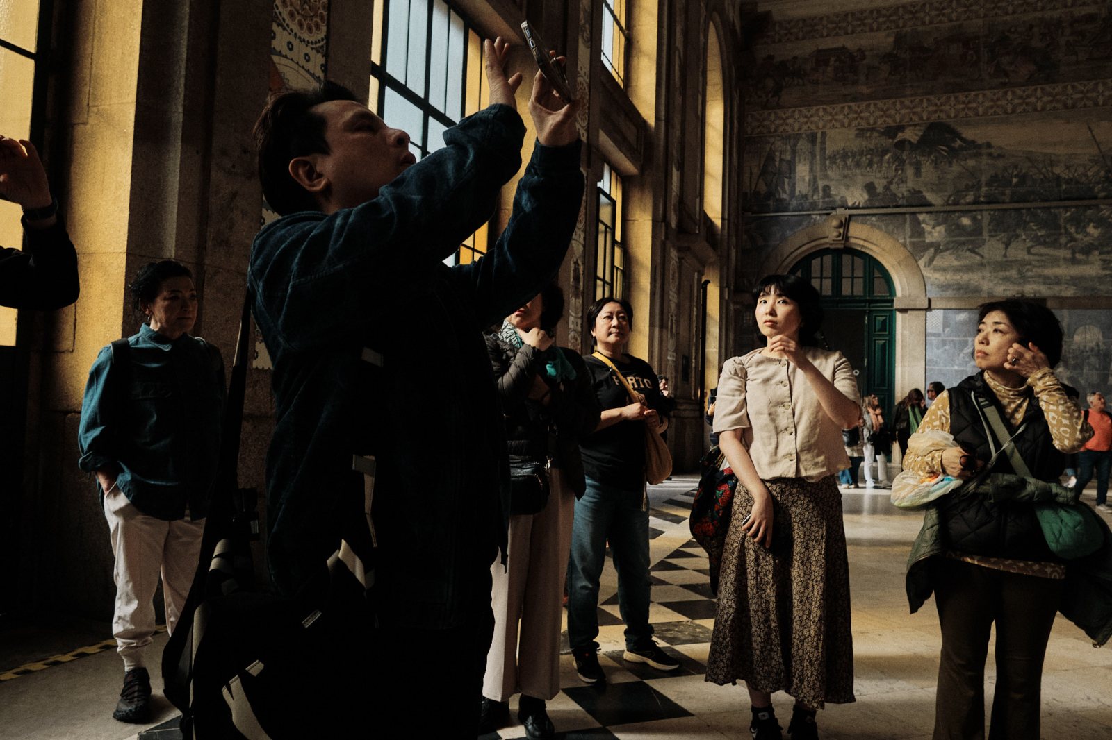 Talleres y cursos de fotografia de calle en Oporto (Portugal) con Rober Tomas en http://robertomasfoto.com 