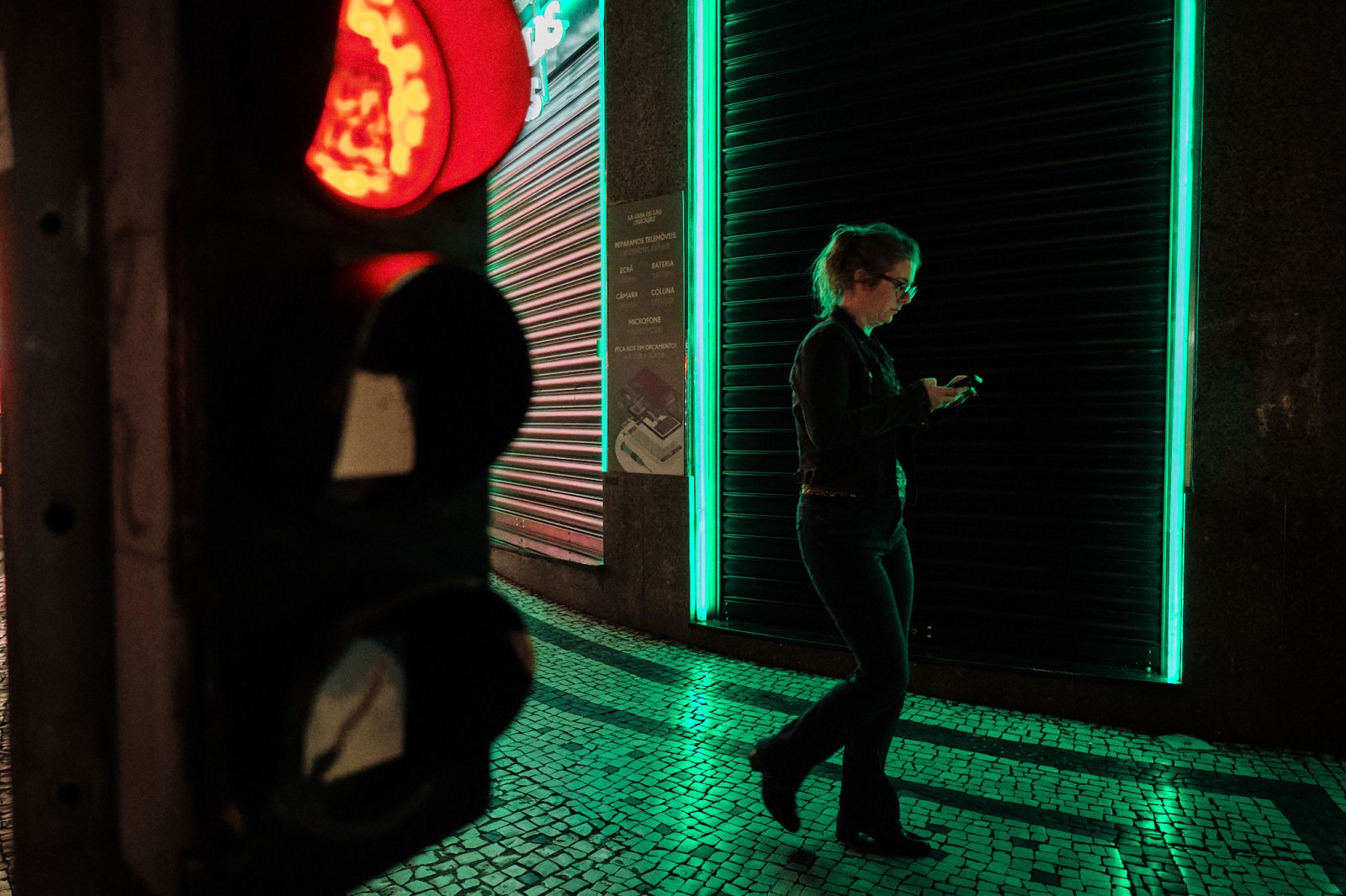 Talleres y cursos de fotografia de calle en Oporto (Portugal) con Rober Tomas en http://robertomasfoto.com 