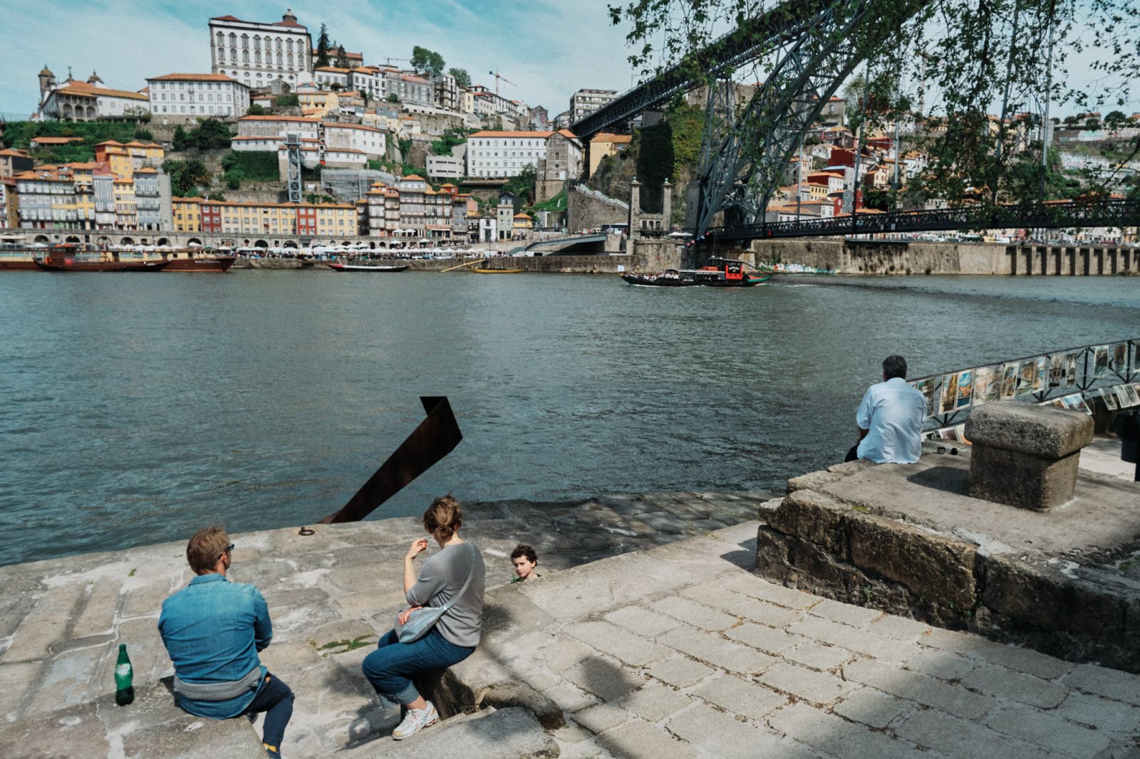 Talleres y cursos de fotografia de calle en Oporto (Portugal) con Rober Tomas en http://robertomasfoto.com 