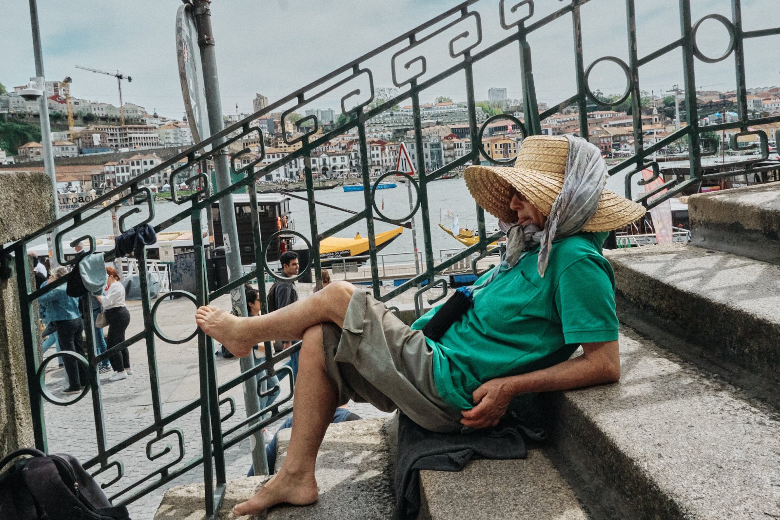 Talleres y cursos de fotografia de calle en Oporto (Portugal) con Rober Tomas en http://robertomasfoto.com 