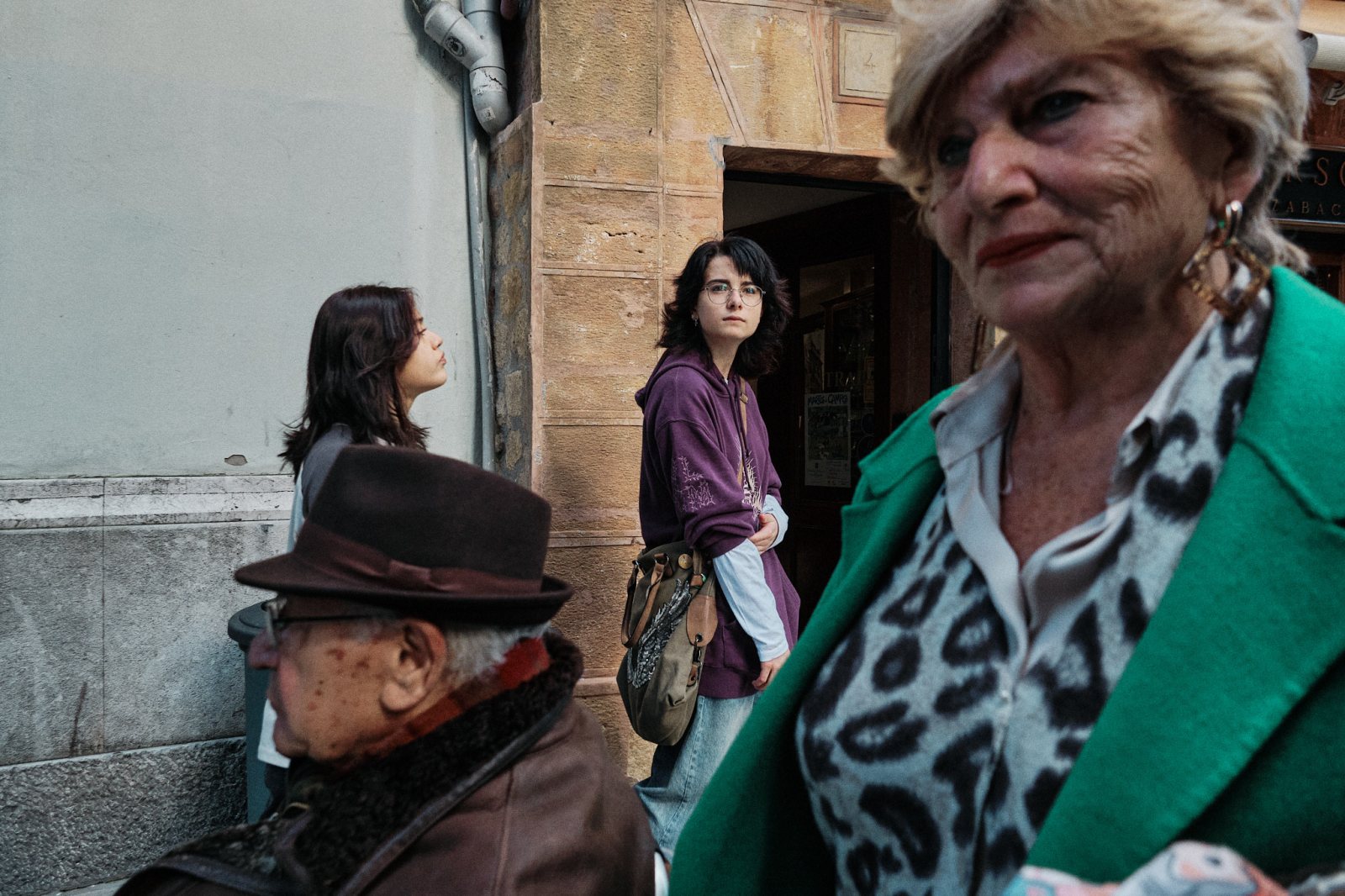 Taller de fotografía de calle con Rober Tomás en Oviedo en http://robertomasfoto.com 