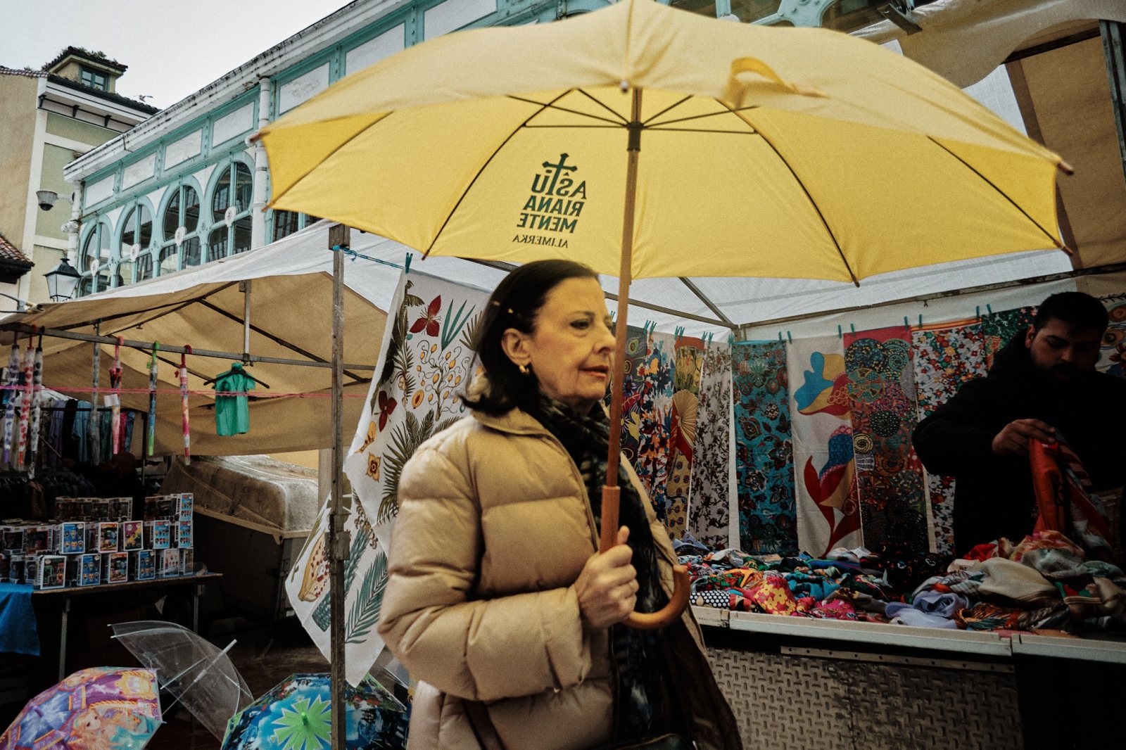 Taller de fotografía de calle con Rober Tomás en Oviedo en http://robertomasfoto.com 