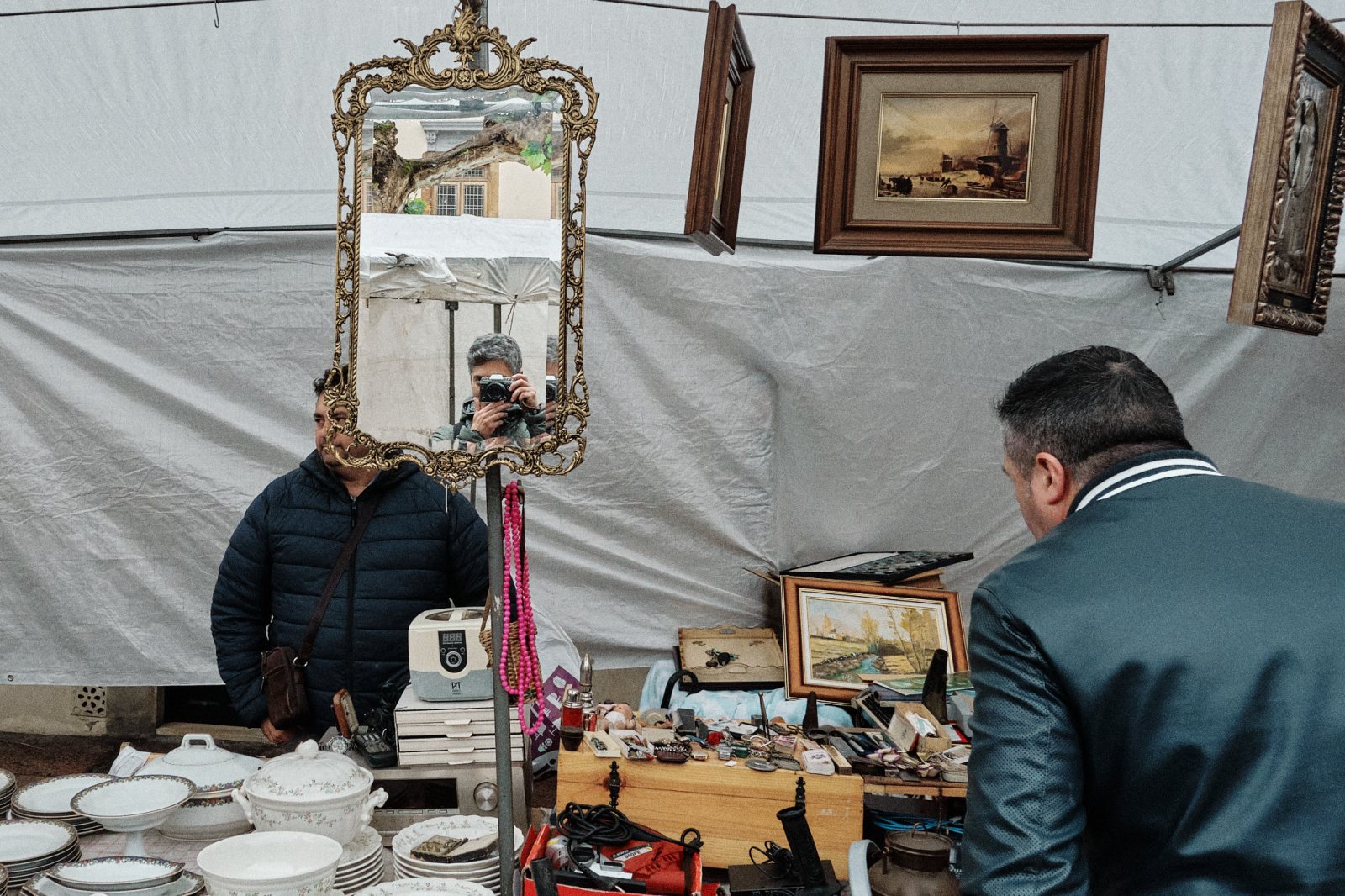 Taller de fotografía de calle con Rober Tomás en Oviedo en http://robertomasfoto.com 