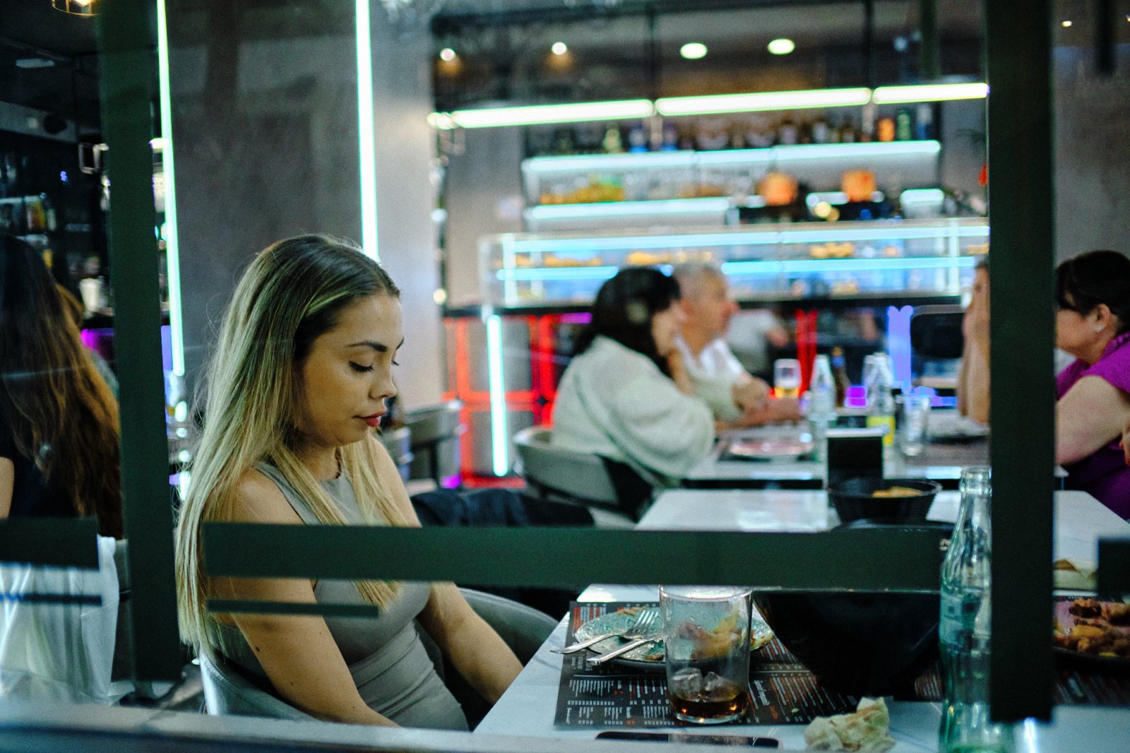 taller de fotografia de calle nocturna en Zaragoza con Rober Tomás en http://robertomasfoto.com 