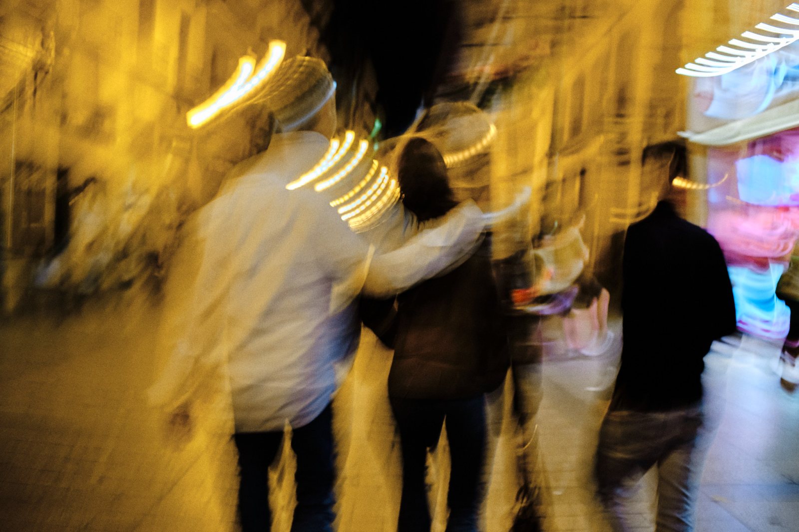 taller de fotografia de calle nocturna en Zaragoza con Rober Tomás en http://robertomasfoto.com 