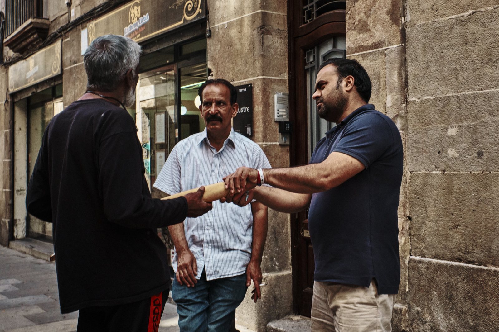 Talleres y cursos de fotografía de calle en Barcelona con Rober Tomas en http://robertomasfoto.com 