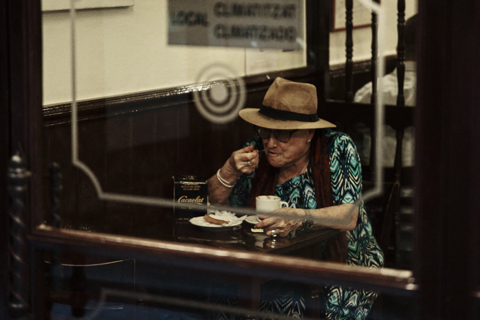 Talleres y cursos de fotografía de calle en Barcelona con Rober Tomas en http://robertomasfoto.com 