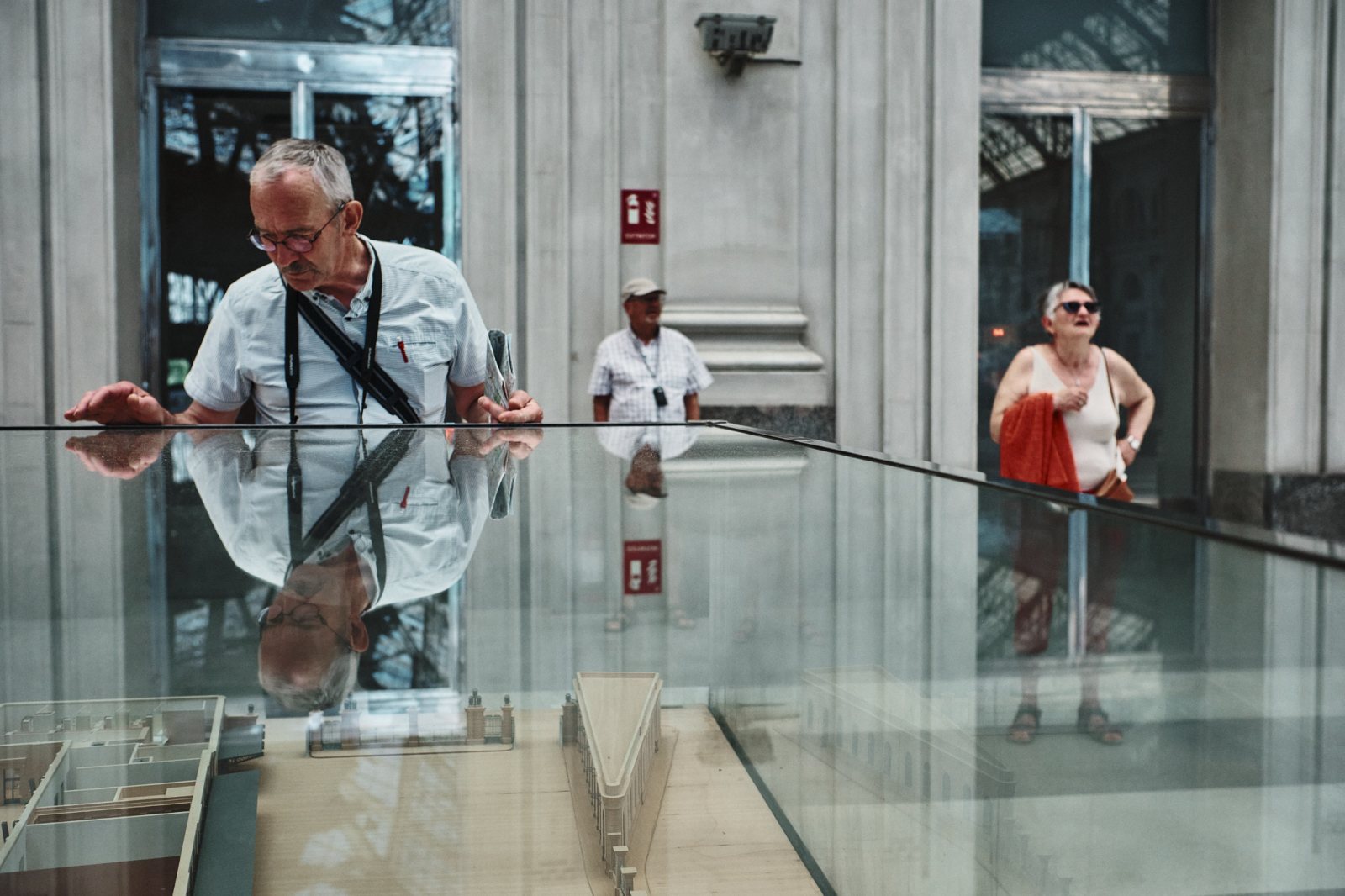 Talleres y cursos de fotografía de calle en Barcelona con Rober Tomas en http://robertomasfoto.com 