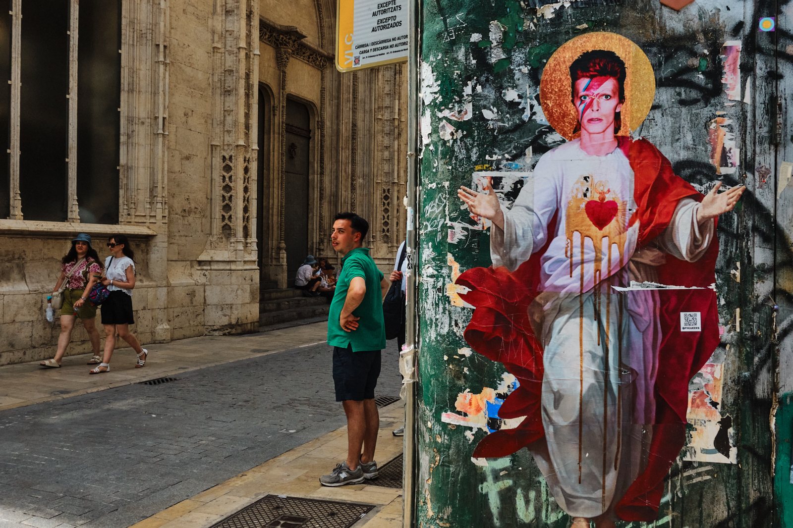 Talleres y cursos de fotografía de calle en Valencia con Rober Tomas en http://robertomasfoto.com 