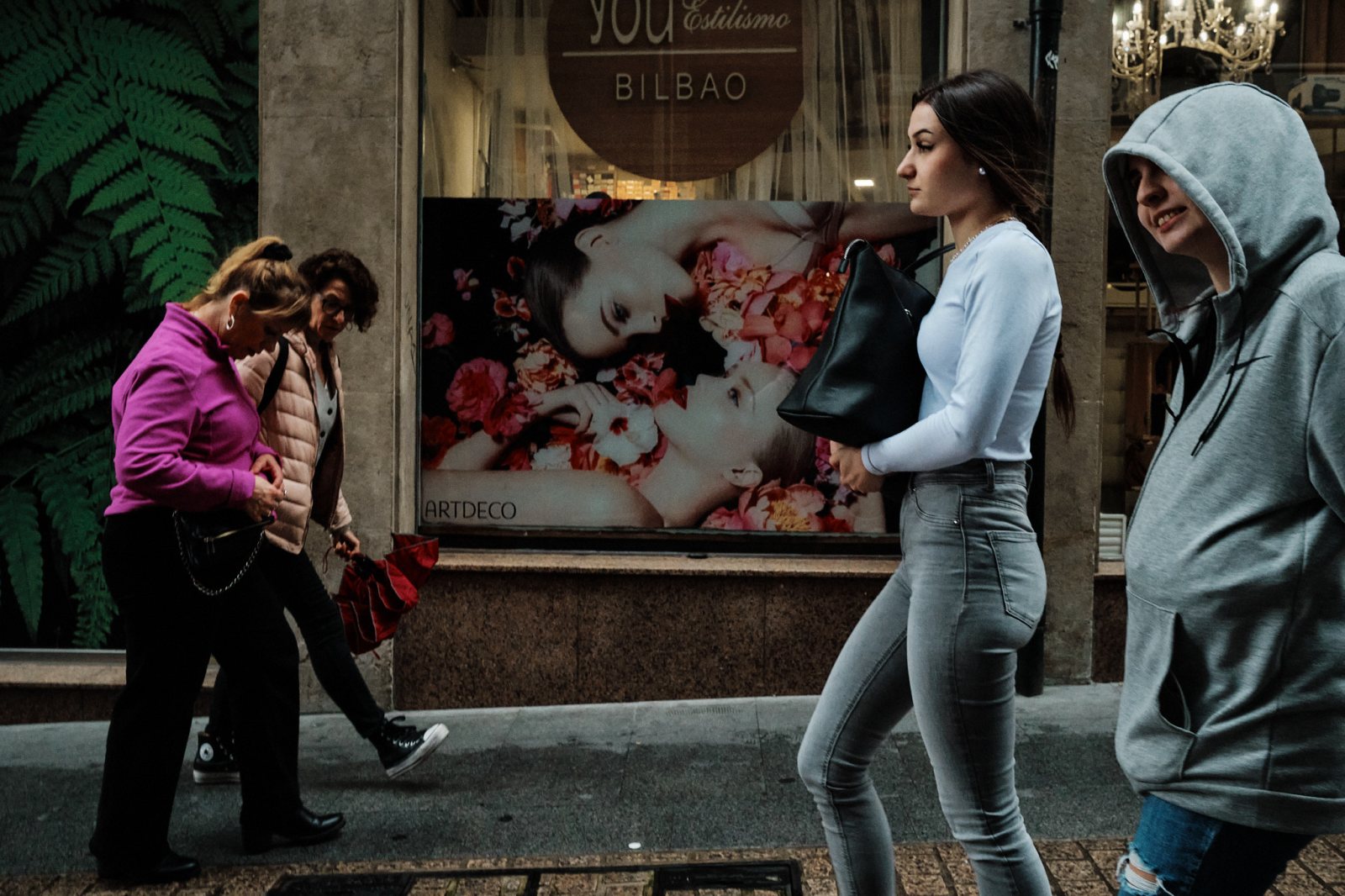 talleres y cursos de fotografía de calle en Bilbao con Rober Tomás en http://robertomasfoto.com 