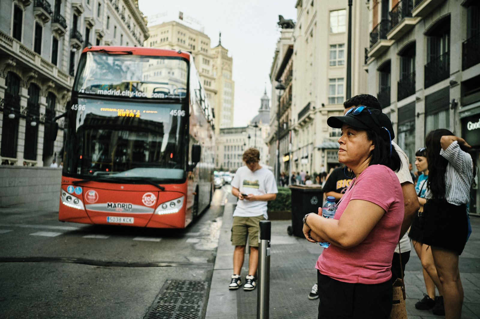 Taller de fotografía de calle nocturna en Madrid con Rober Tomás en http://robertomasfoto.com 