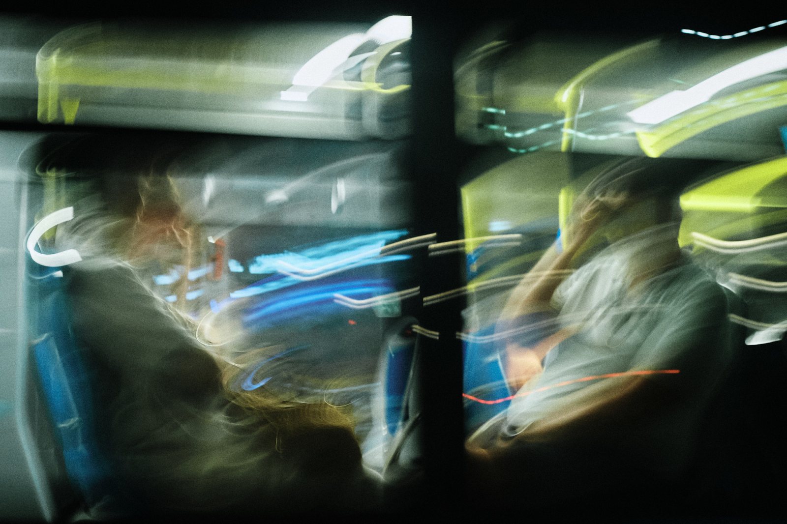 Taller de fotografía de calle nocturna en Madrid con Rober Tomás en http://robertomasfoto.com 