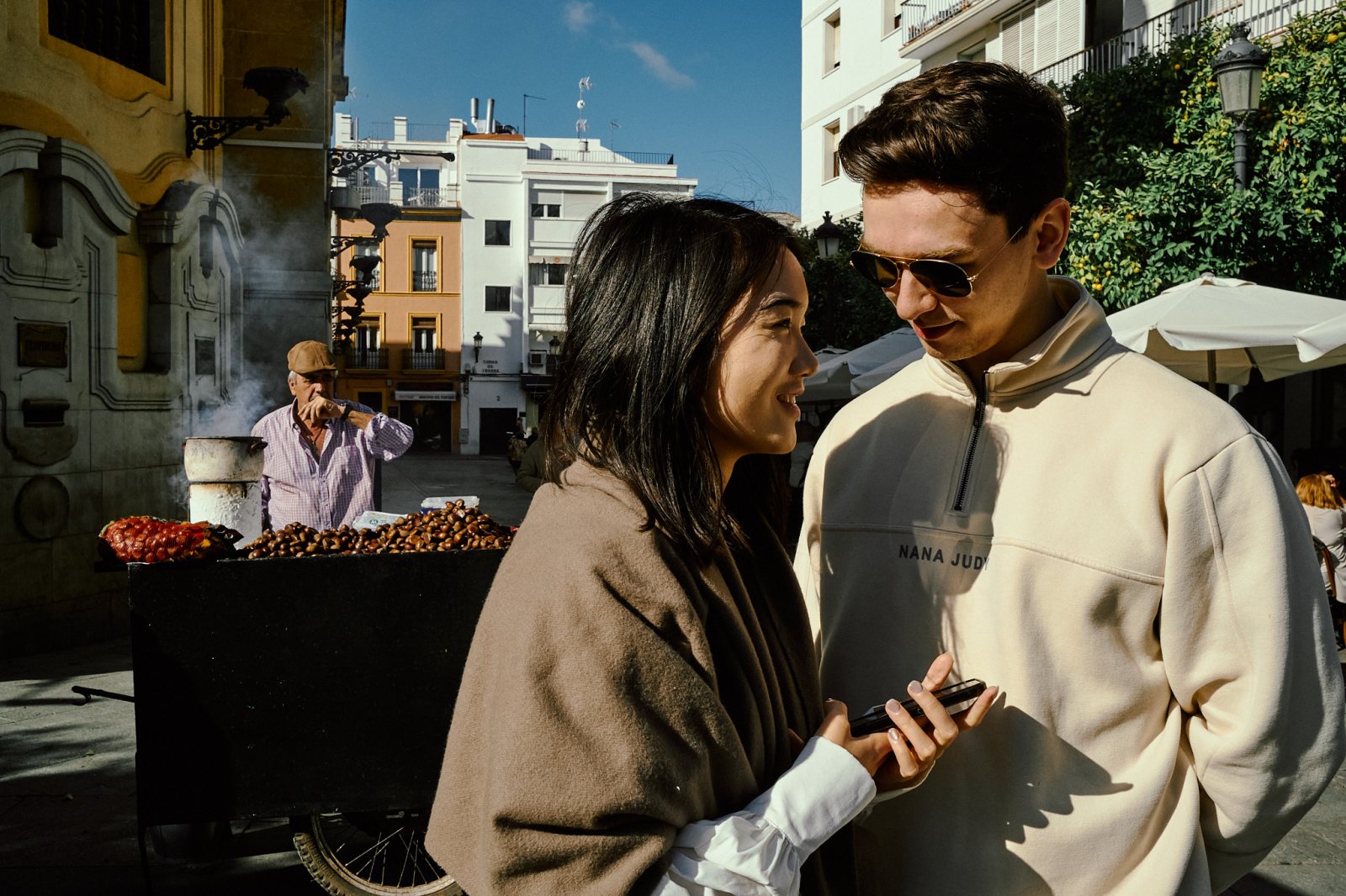 Talleres y cursos de fotografía de calle en Sevilla con Rober Tomas en http://robertomasfoto.com 