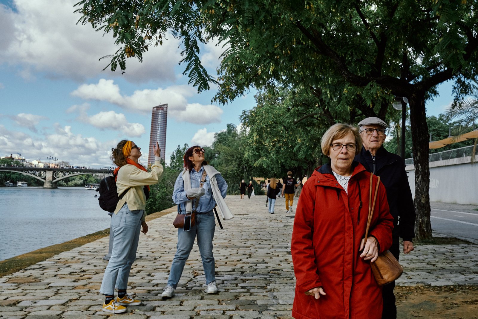 Talleres y cursos de fotografía de calle en Sevilla con Rober Tomas en http://robertomasfoto.com 