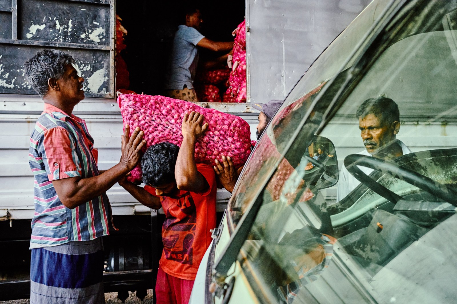 Viaje fotográfico a Sri Lanka con Rober Tomás y Sergio Otegui de Nadainlcuido.com