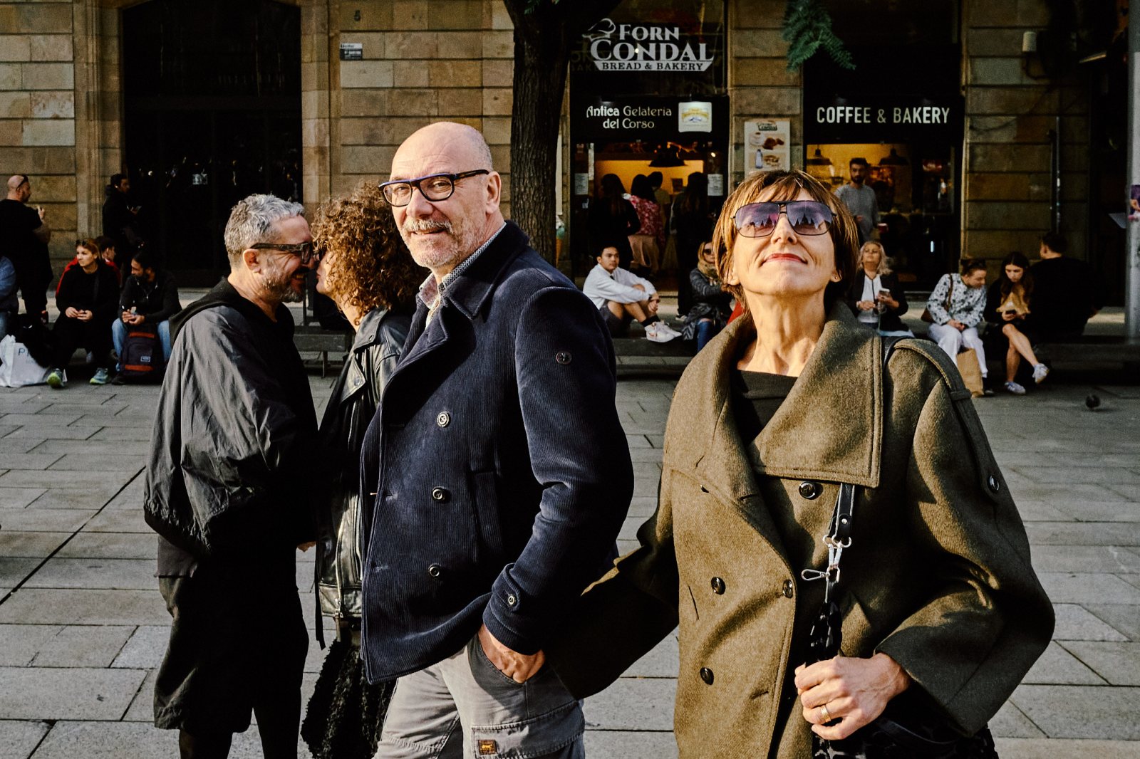 Taller de fotografía de calle con Rober Tomas en Barcelona http://robertomasfoto.com 