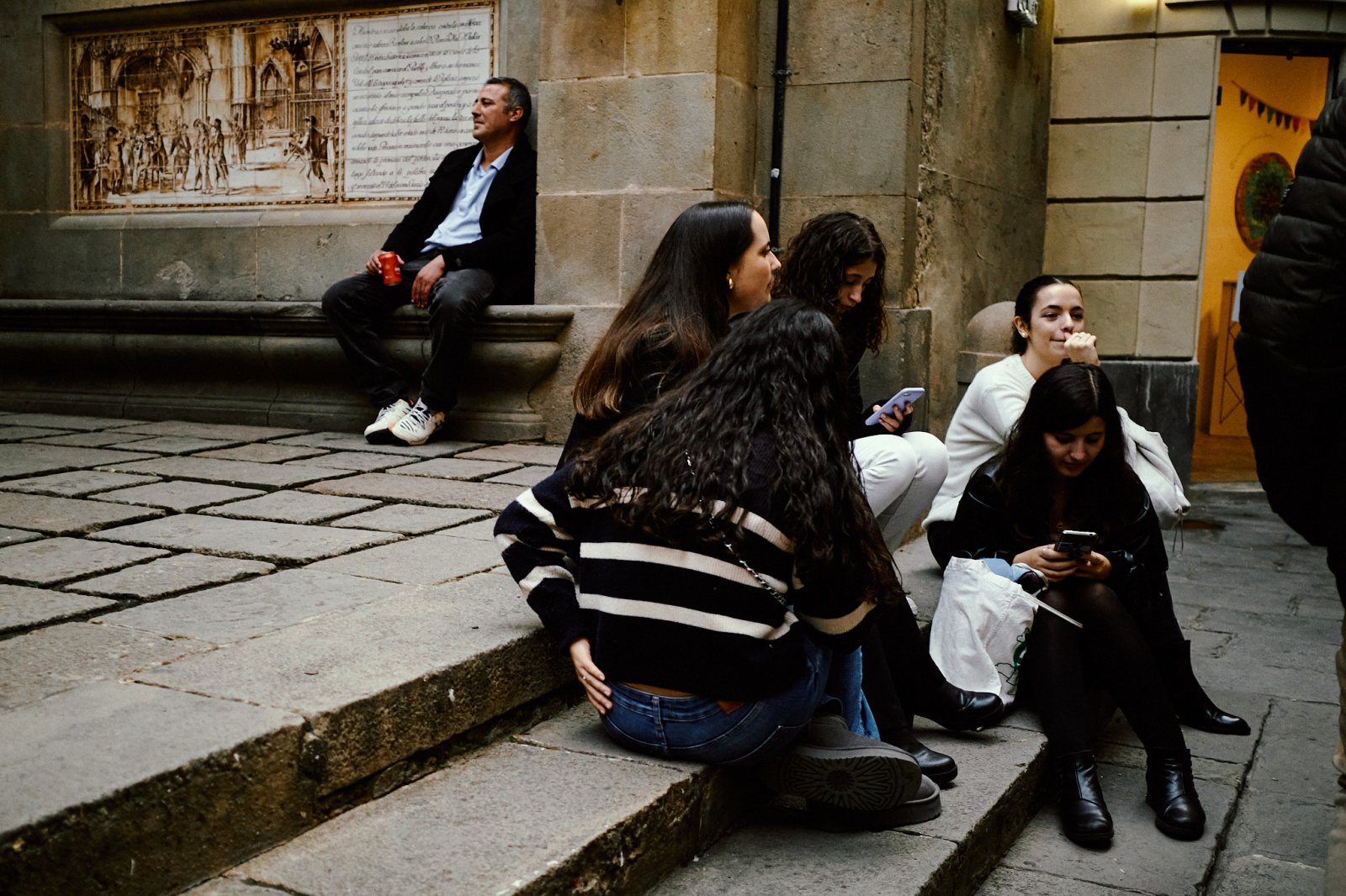 Taller de fotografía de calle con Rober Tomas en Barcelona http://robertomasfoto.com 