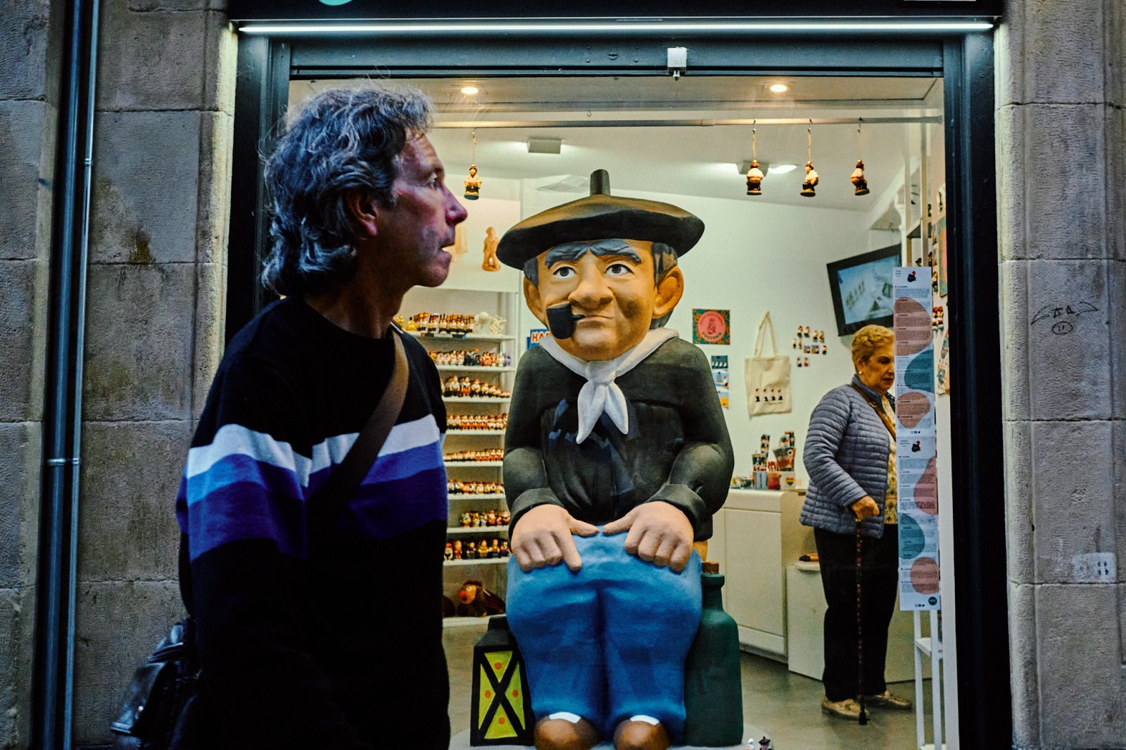 Talleres de inmersión en Fotografia de Calle en Bilbao con Rober Tomas en http://robertomasfoto.com 